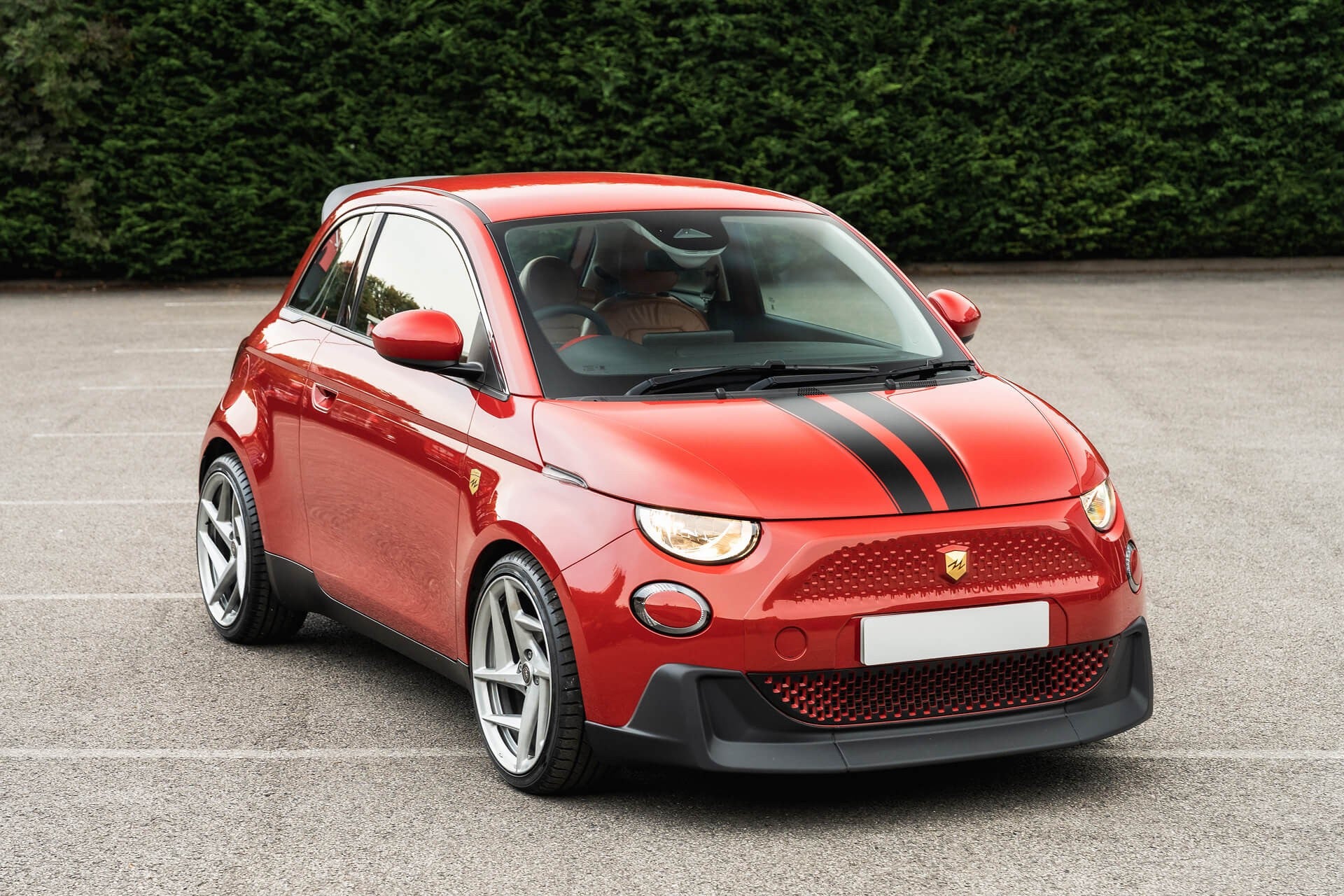 Fiat 500e RED  Designio by KAHN® Gallery Image