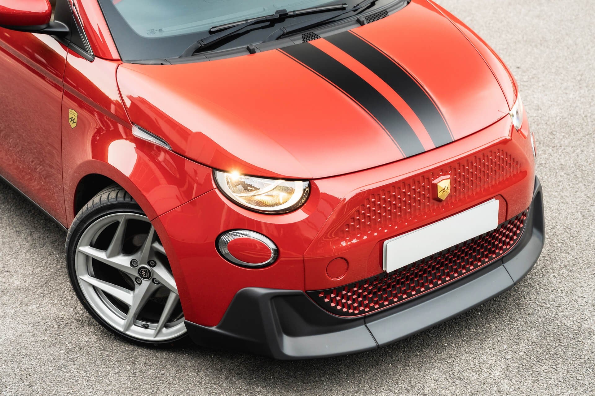 Fiat 500e RED  Designio by KAHN® Gallery Image