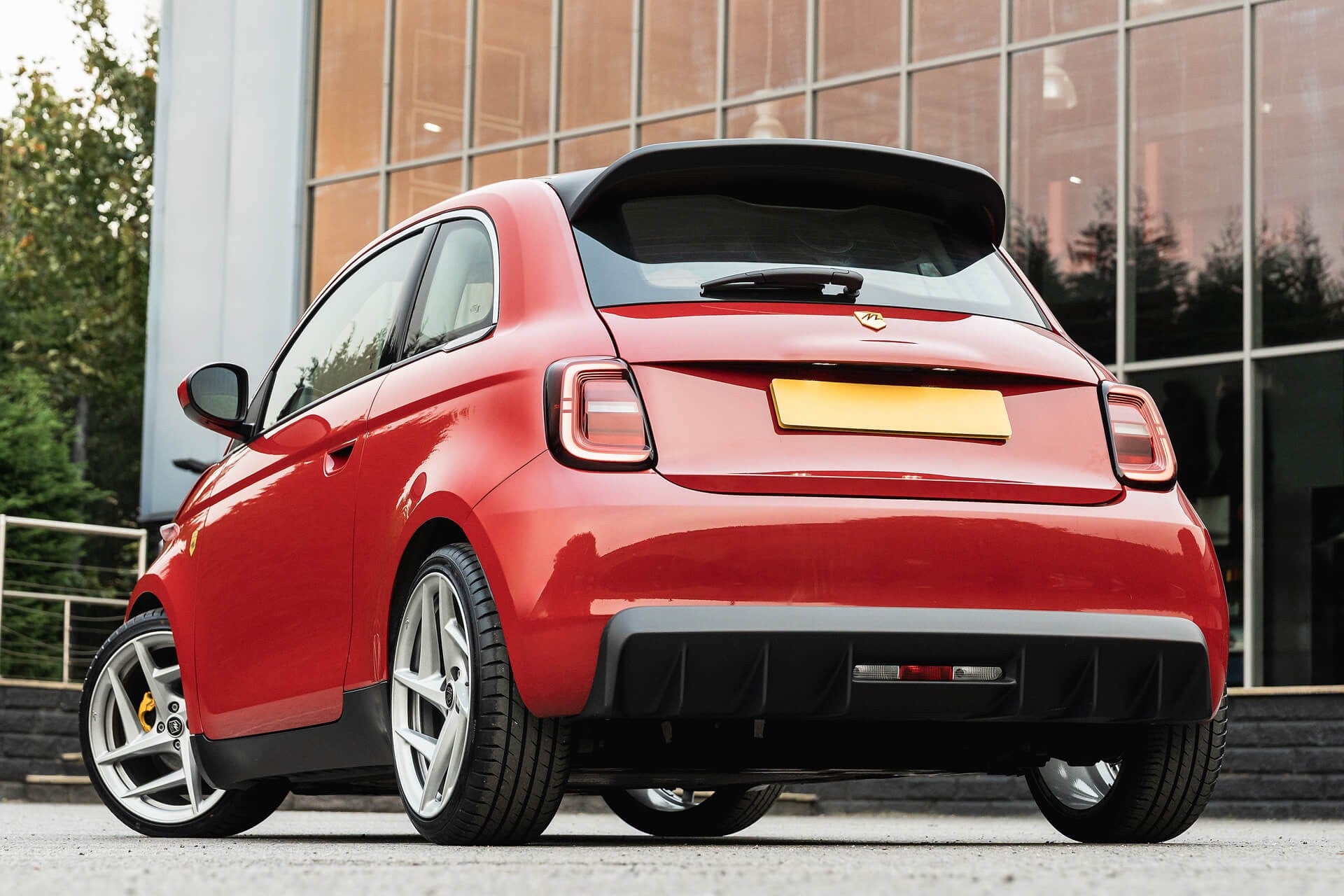Fiat 500e RED  Designio by KAHN® Gallery Image