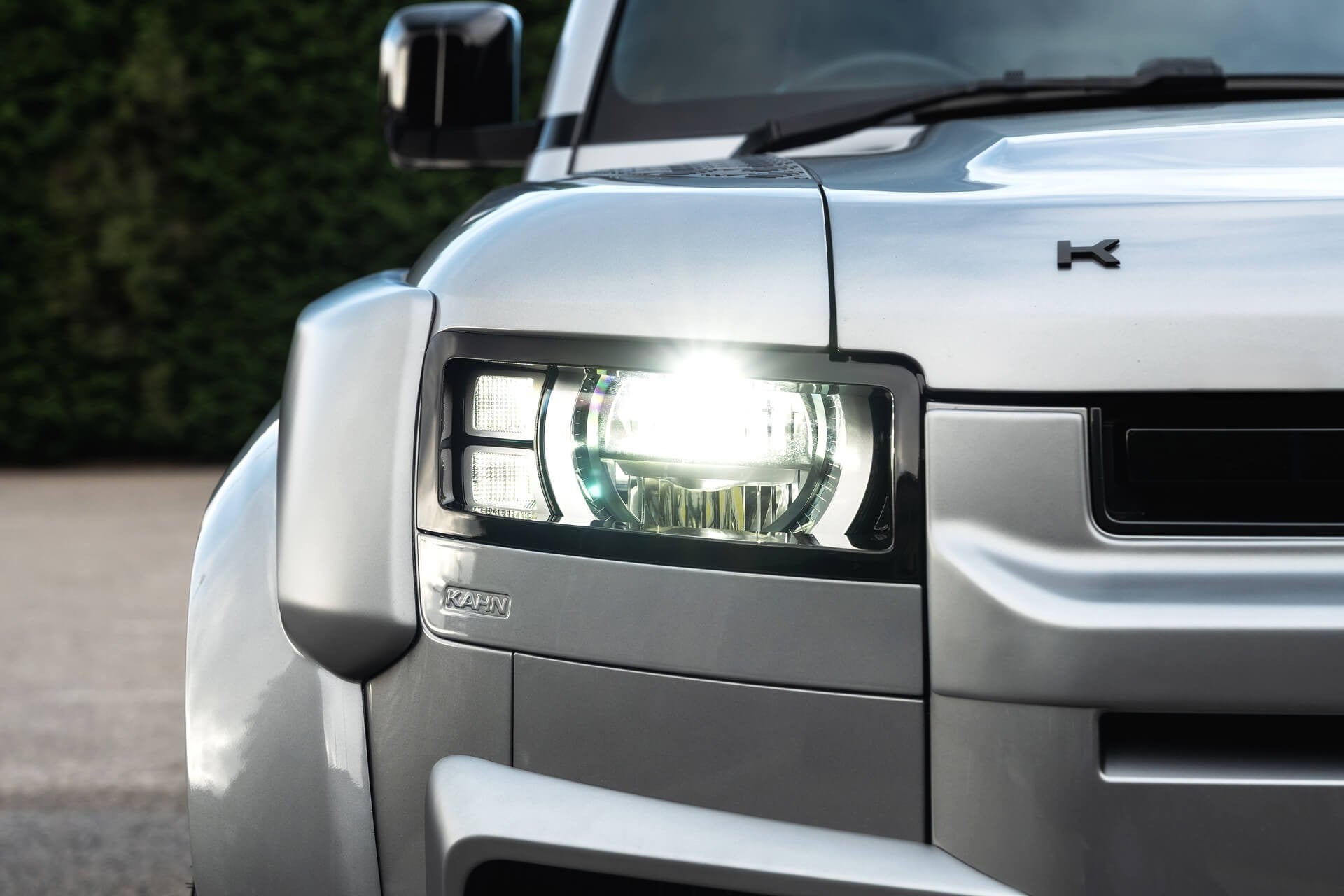 Land Rover Defender 110 7 Seat Gallery Image