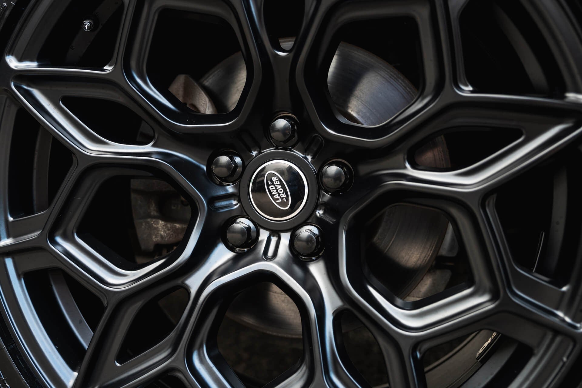 Land Rover Defender 110 7 Seat Gallery Image