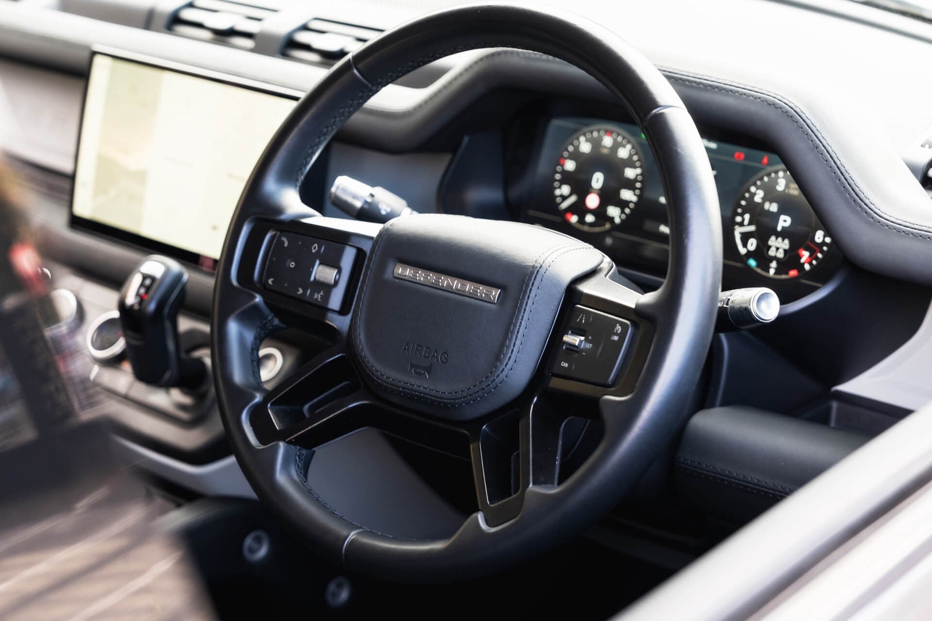 Land Rover Defender 110 7 Seat Gallery Image