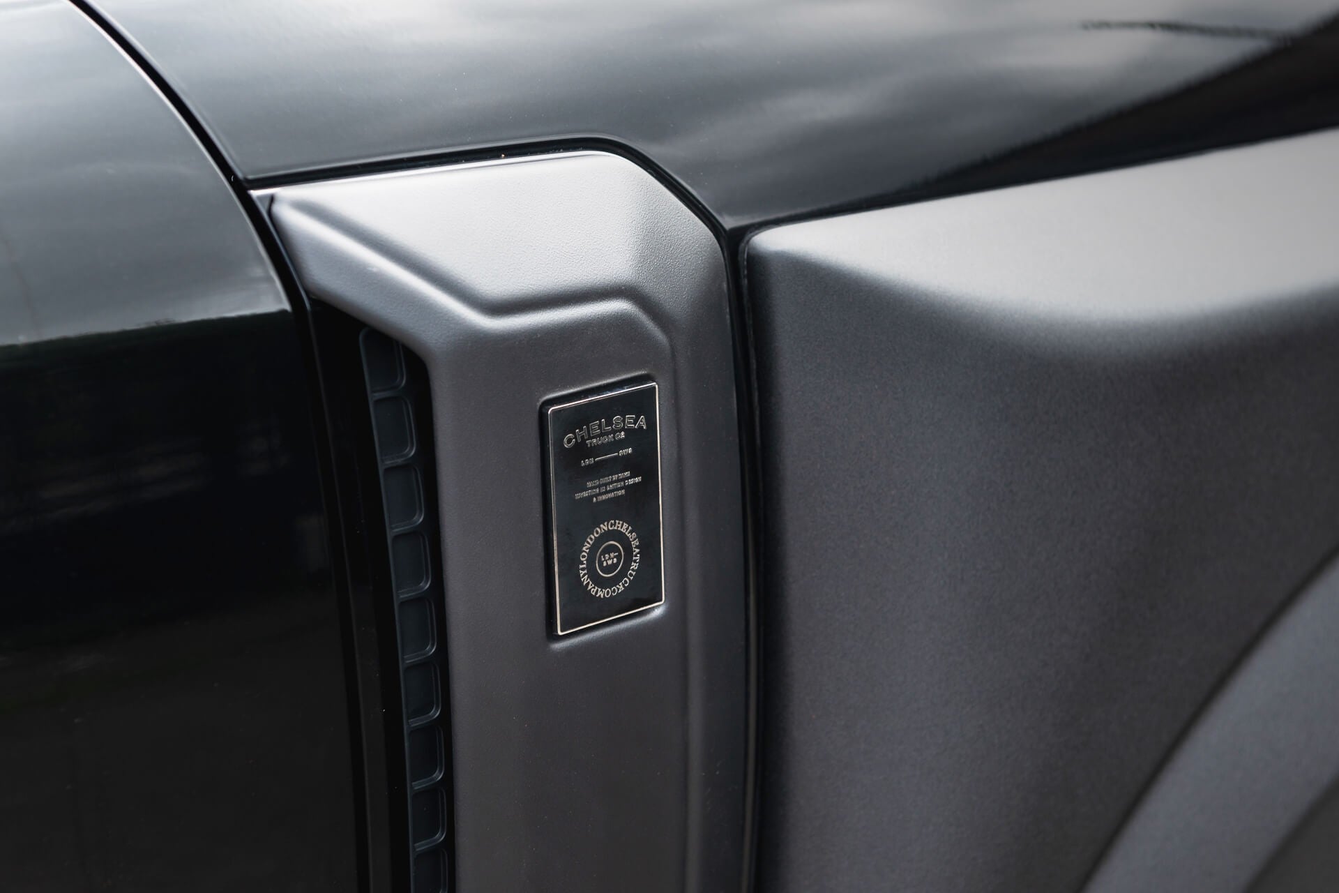 Land Rover Defender 110 P400 XS edition