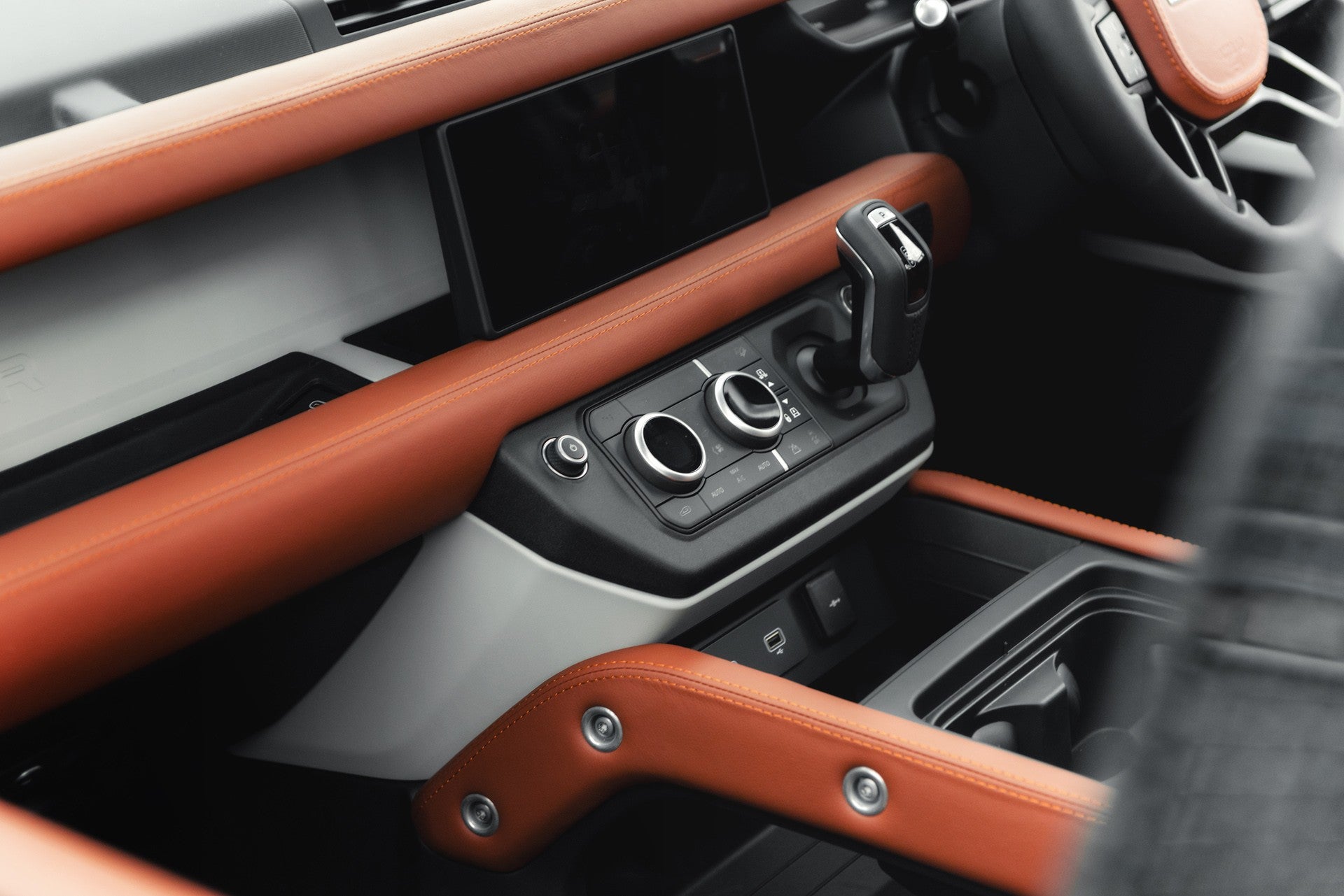 Land Rover Defender 110 P400 XS edition