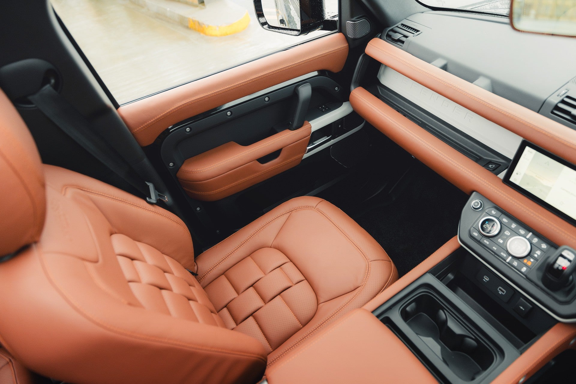 Land Rover Defender 110 P400 XS edition