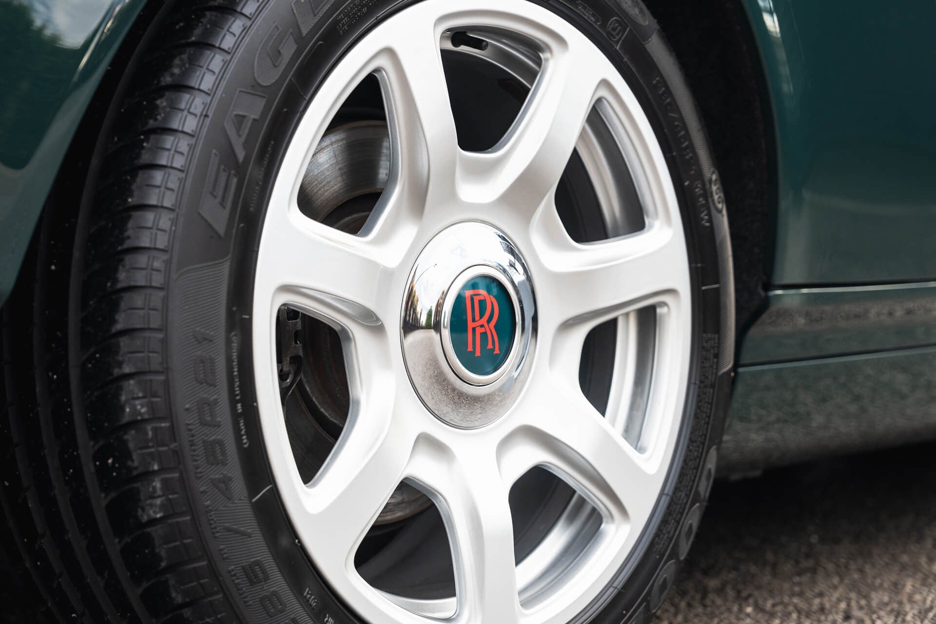 Rolls Royce Phantom 6.7 V12 Coupe Gallery Image