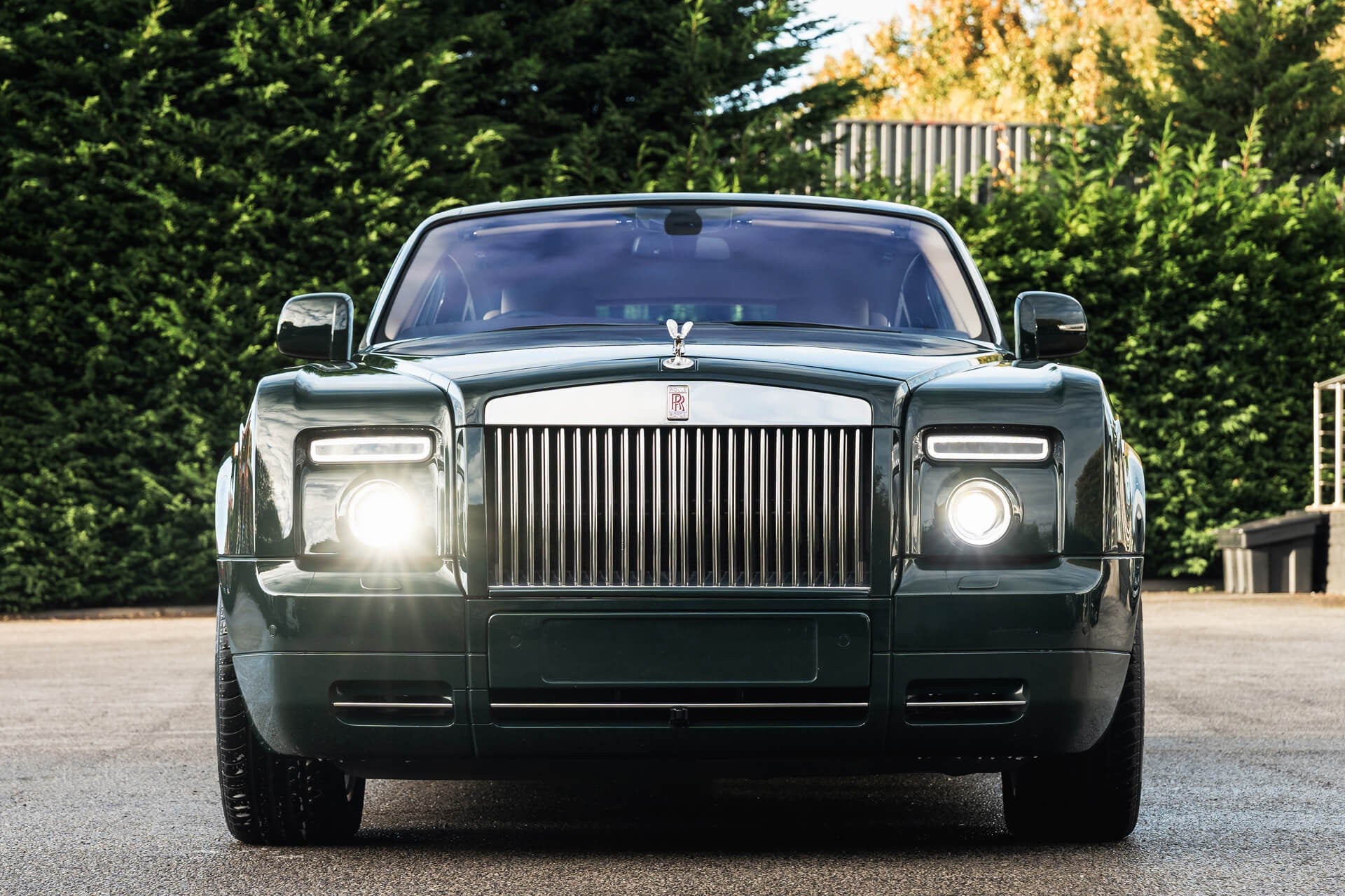 Rolls Royce Phantom 6.7 V12 Coupe Gallery Image