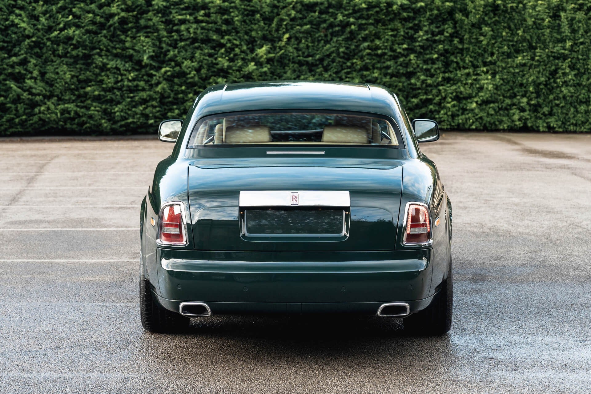 Rolls Royce Phantom 6.7 V12 Coupe Gallery Image