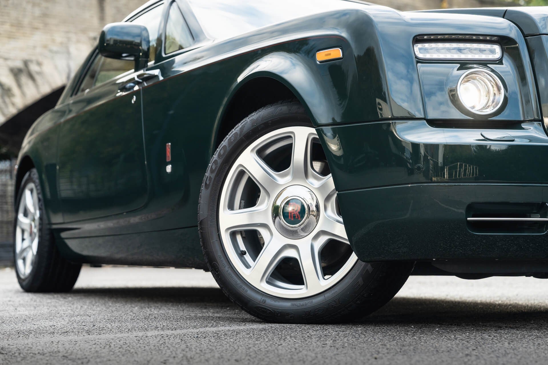 Rolls Royce Phantom 6.7 V12 Coupe Gallery Image