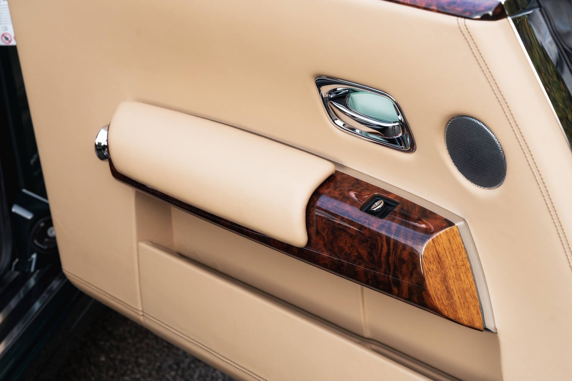 Rolls Royce Phantom 6.7 V12 Coupe Gallery Image