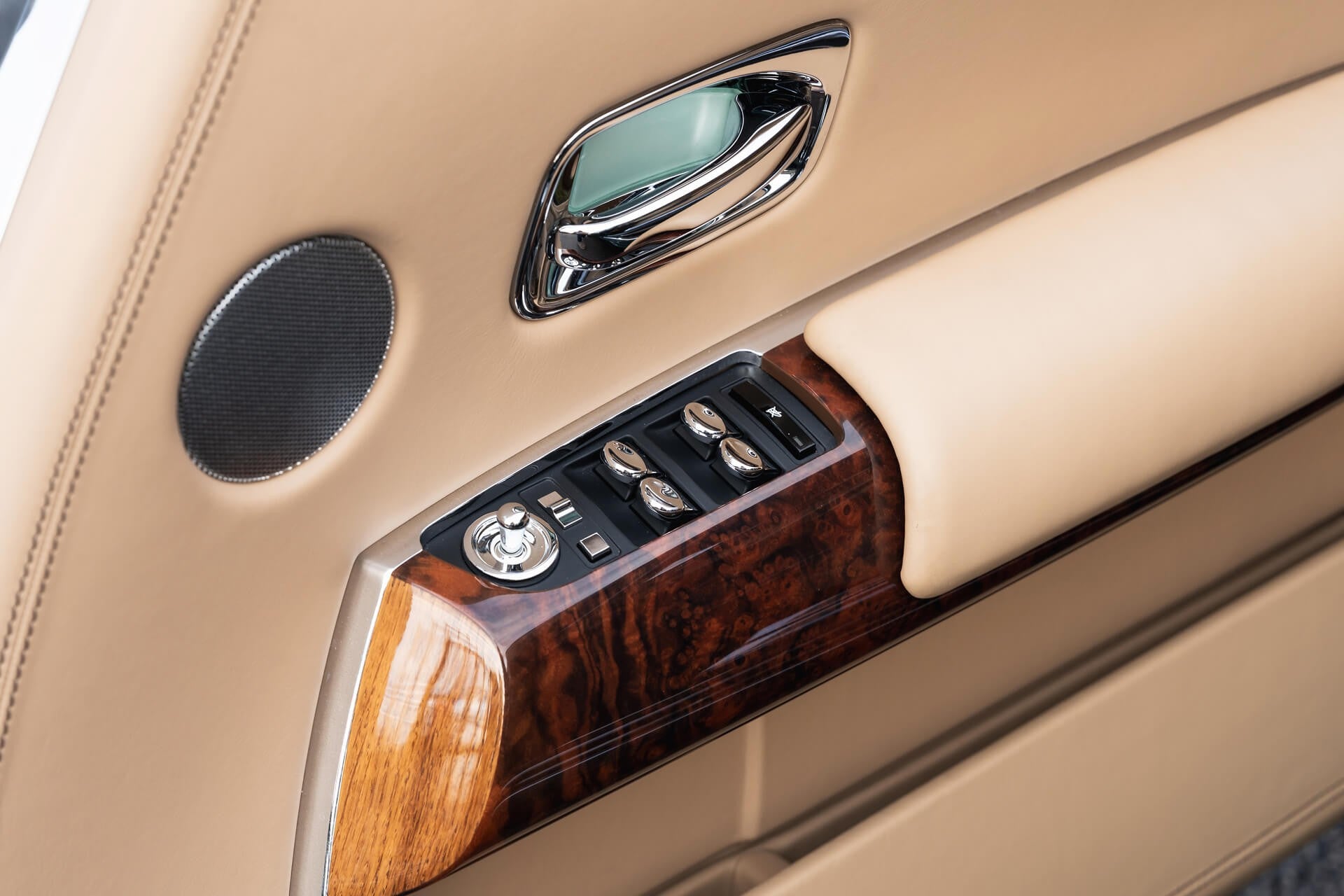 Rolls Royce Phantom 6.7 V12 Coupe Gallery Image