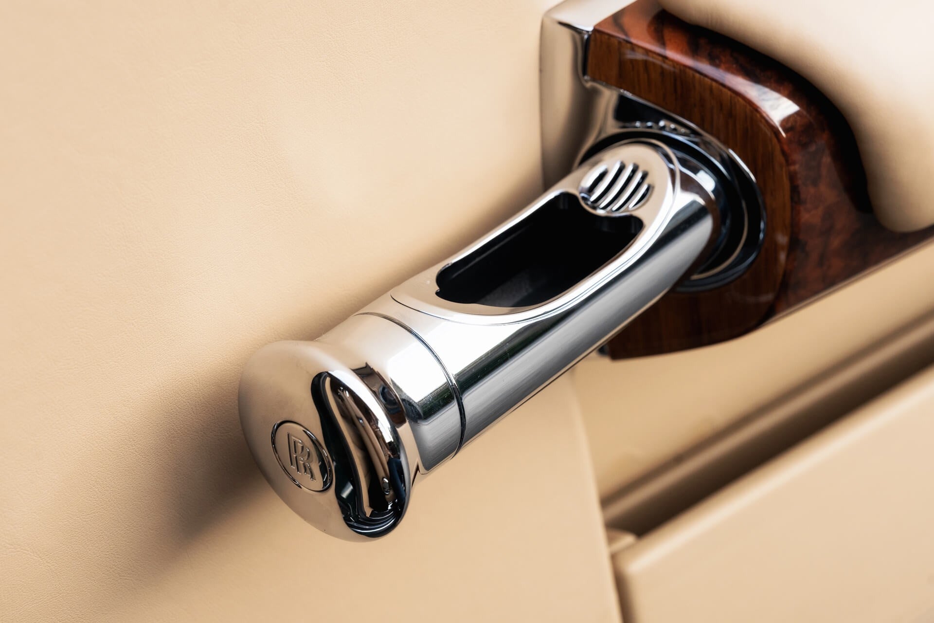 Rolls Royce Phantom 6.7 V12 Coupe Gallery Image