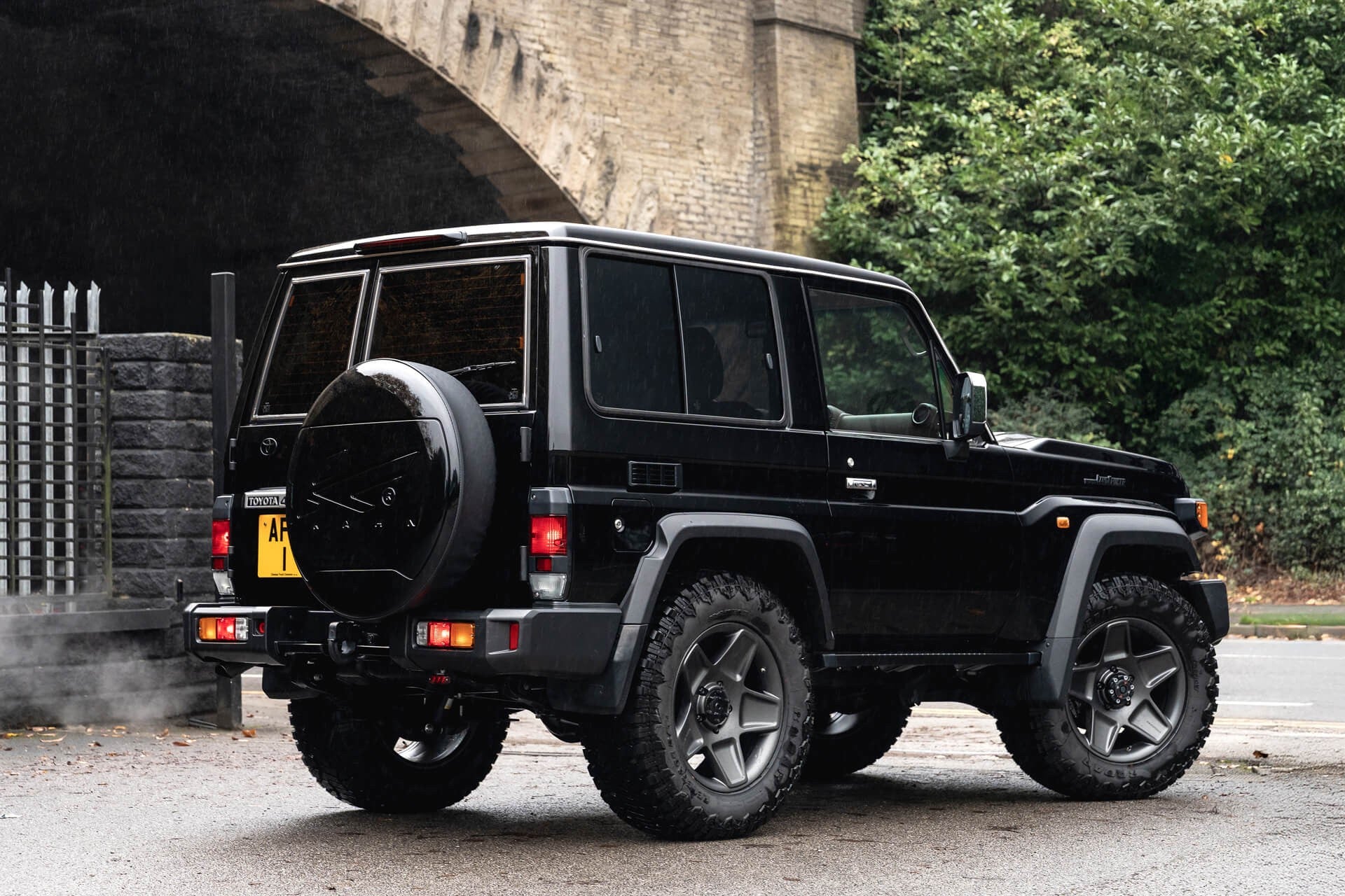 Toyota Land Cruiser 70 Series (Price excludes VAT)