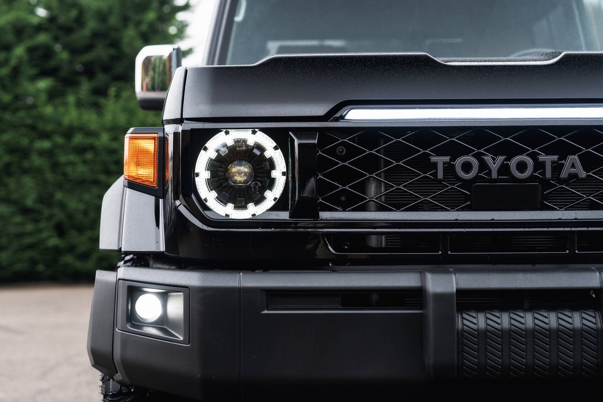 Toyota Land Cruiser 70 Series (Price excludes VAT)