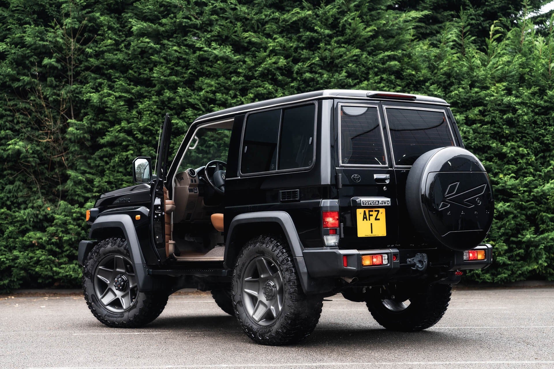 Toyota Land Cruiser 70 Series (Price excludes VAT)