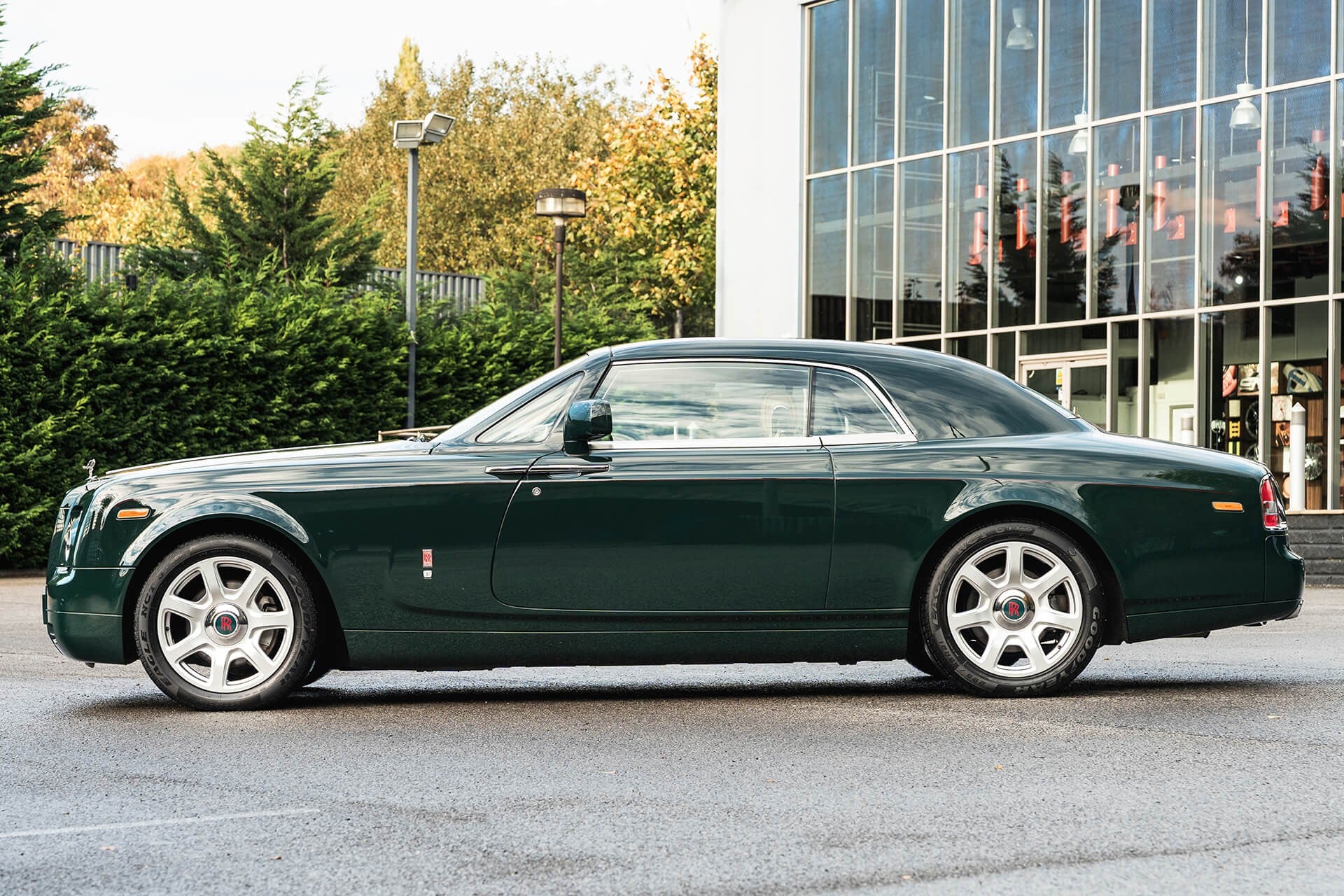 Rolls Royce Phantom 6.7 V12 Coupe Gallery Image