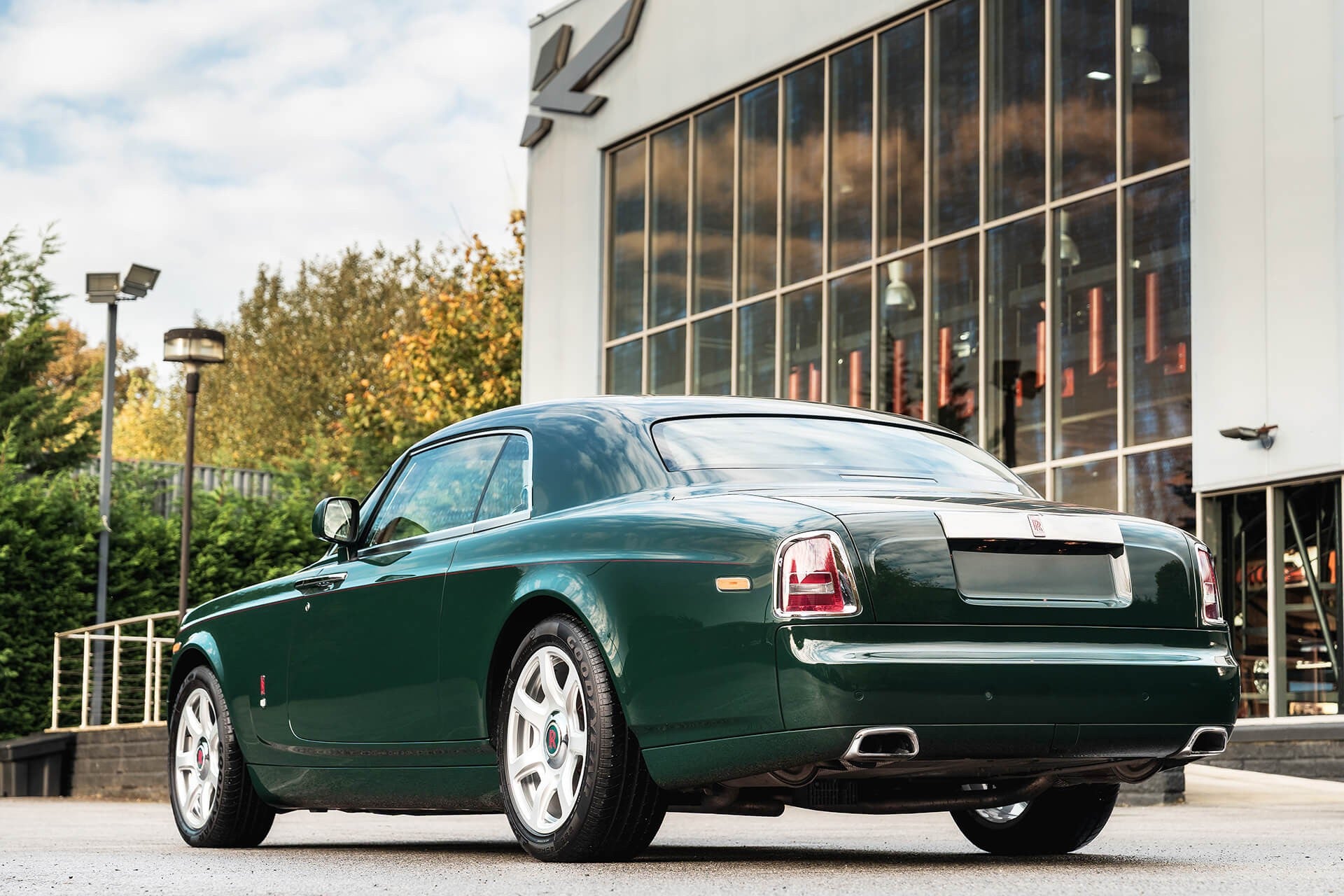 Rolls Royce Phantom 6.7 V12 Coupe Gallery Image