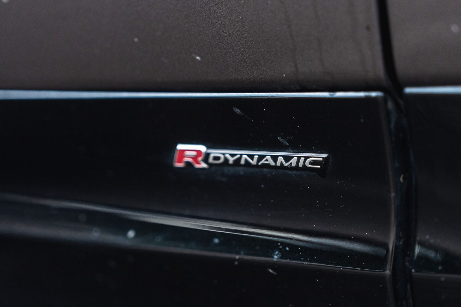 Land Rover Discovery Gallery Image