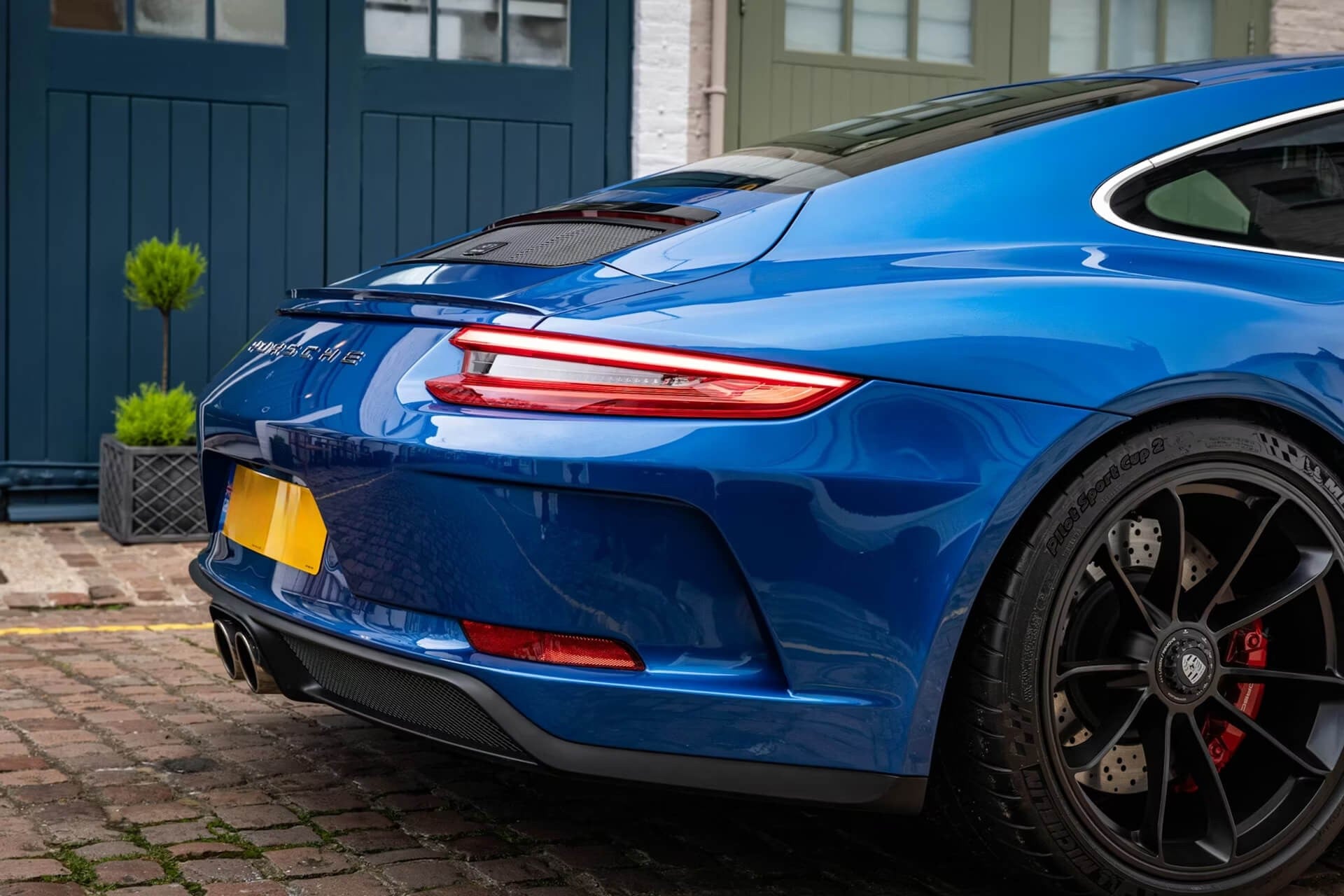 Porsche 911 (991.2) GT3 Touring - LHD Gallery Image