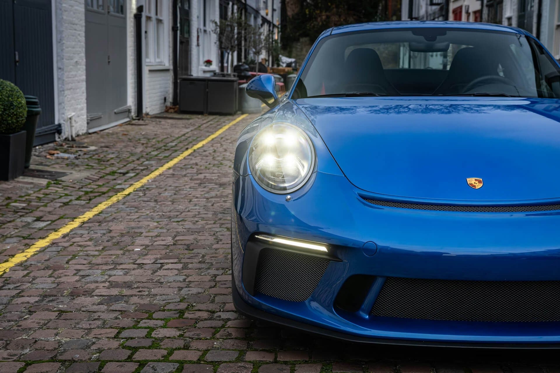 Porsche 911 (991.2) GT3 Touring - LHD Gallery Image