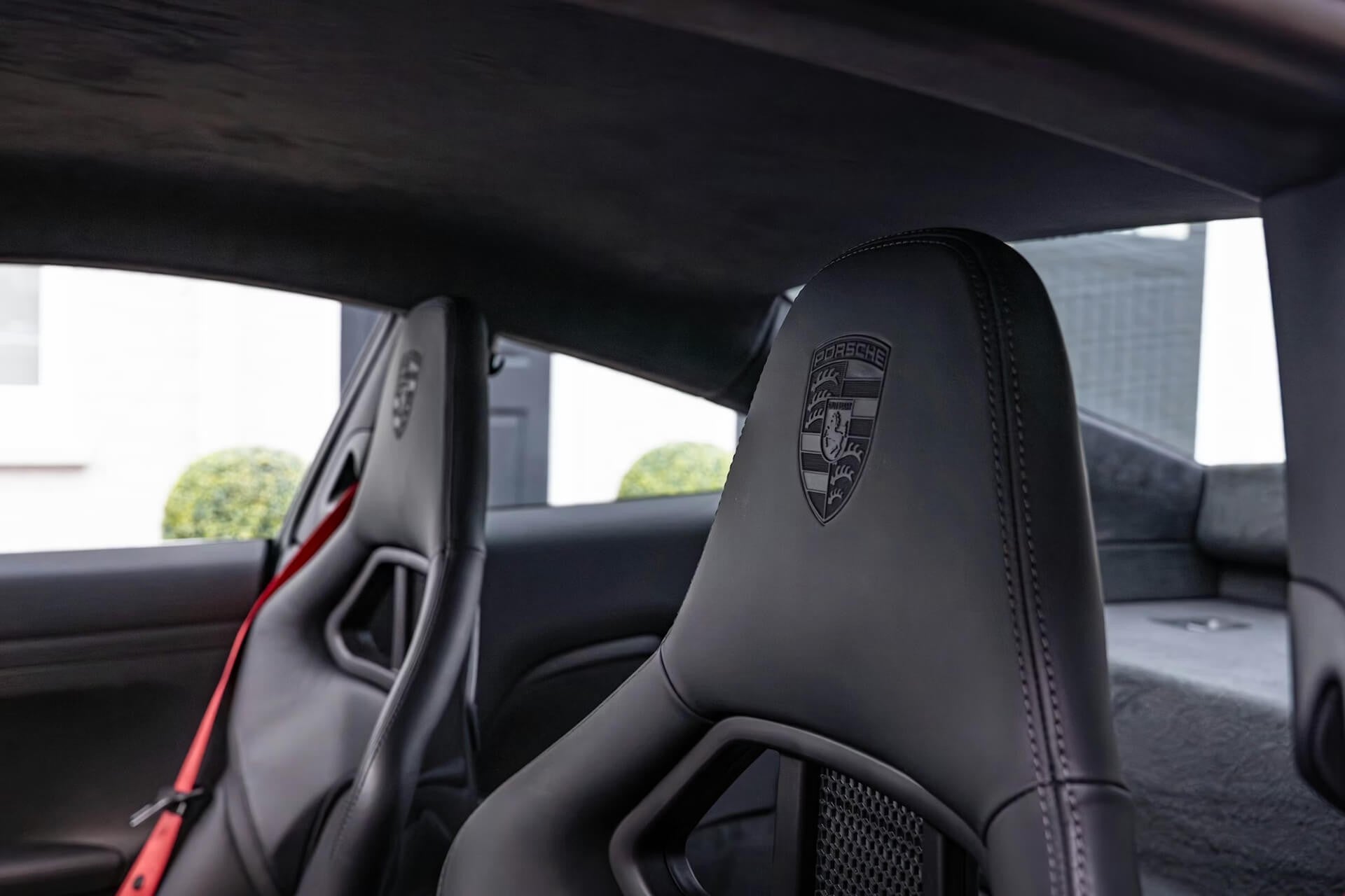 Porsche 911 (991.2) GT3 Touring - LHD Gallery Image