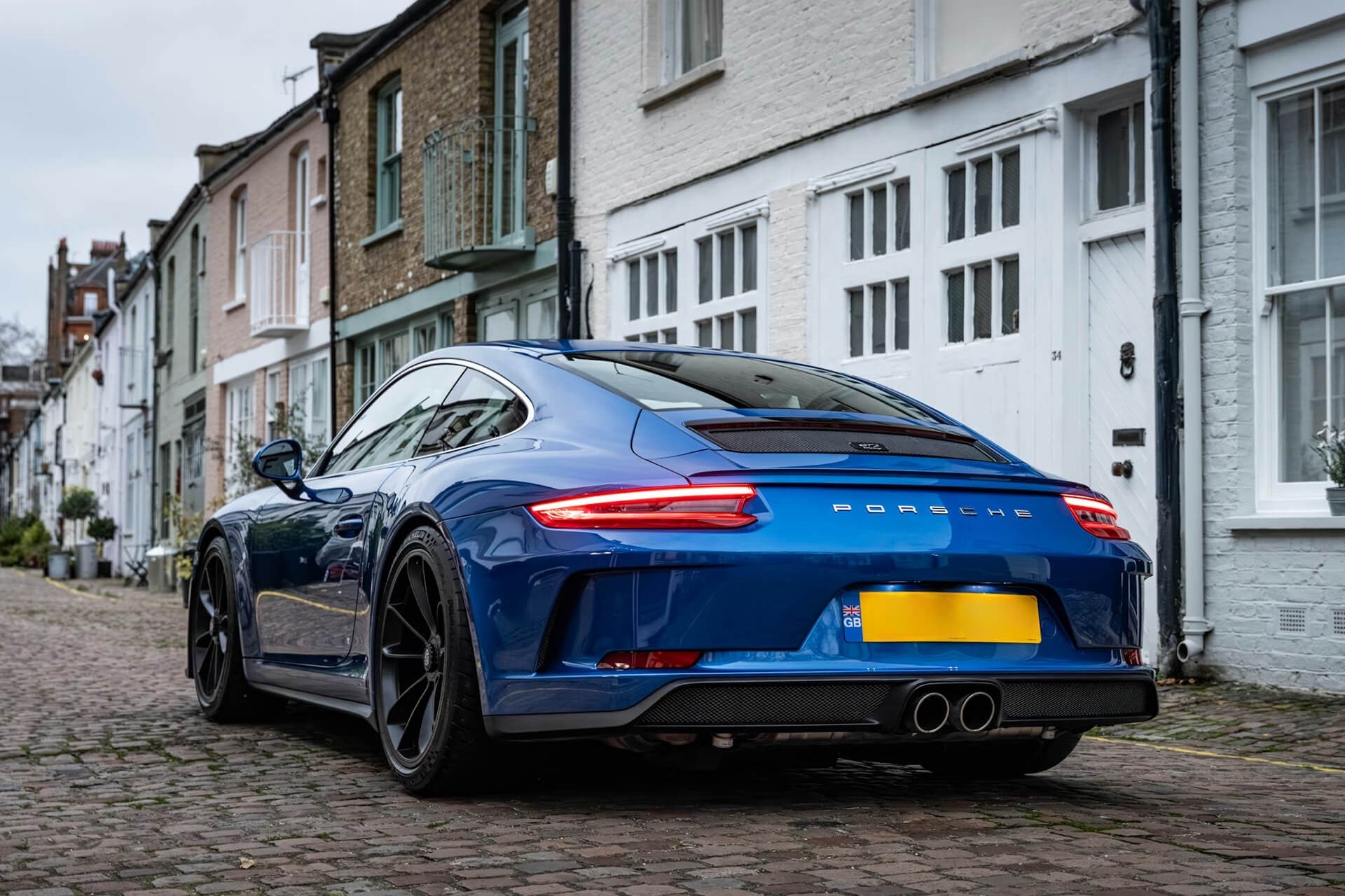 Porsche 911 (991.2) GT3 Touring - LHD Gallery Image
