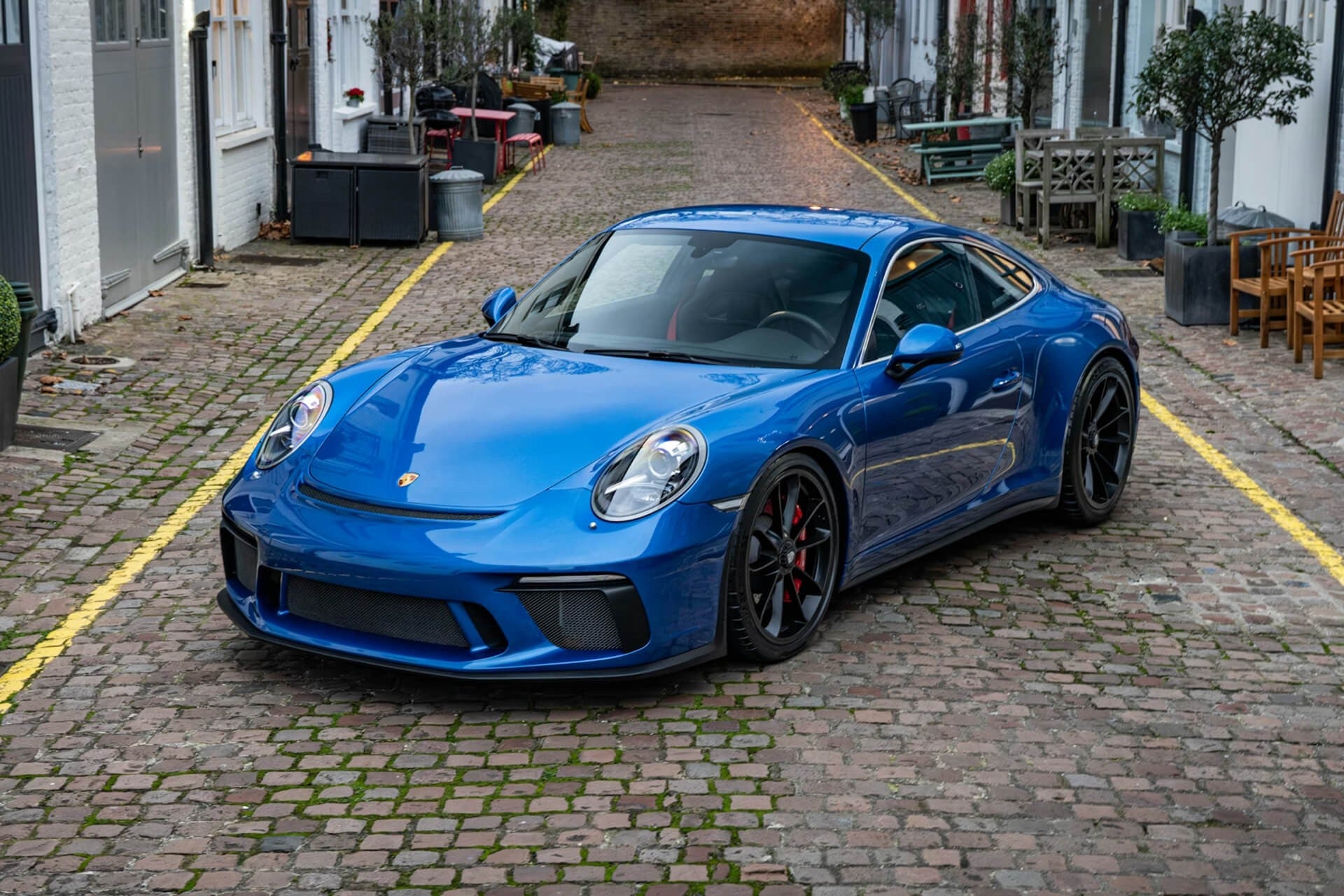 Porsche 911 (991.2) GT3 Touring - LHD Gallery Image