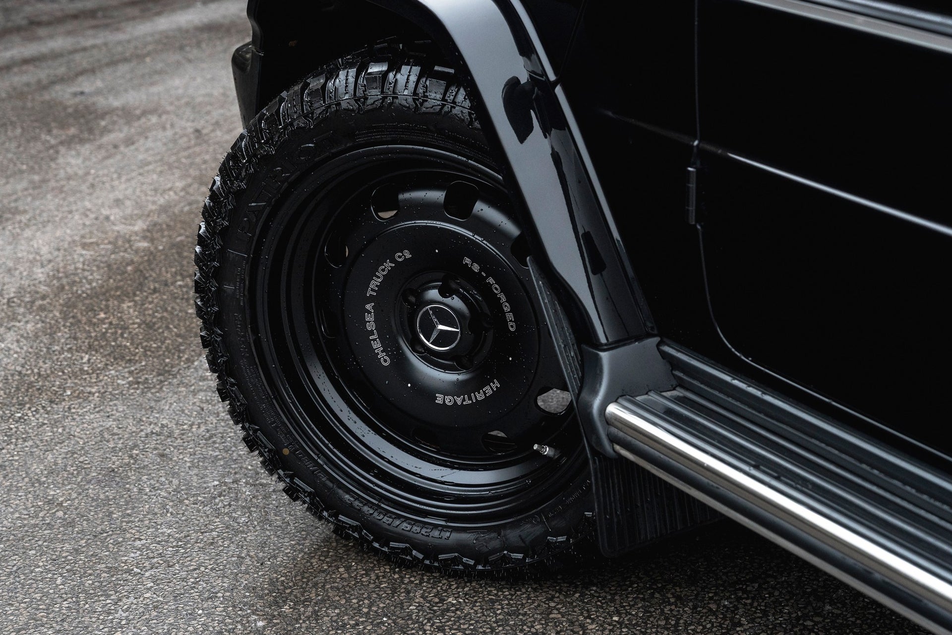 Mercedes-Benz G400d AMG Line (Premium Plus) Gallery Image