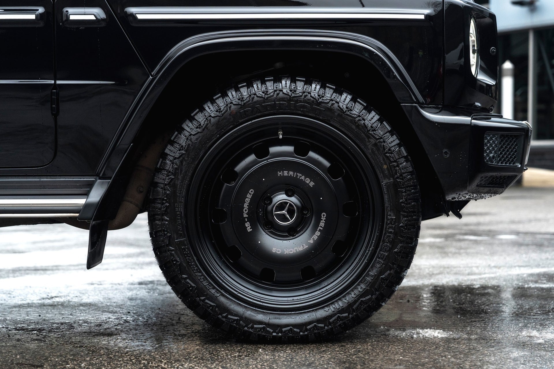 Mercedes-Benz G400d AMG Line (Premium Plus) Gallery Image