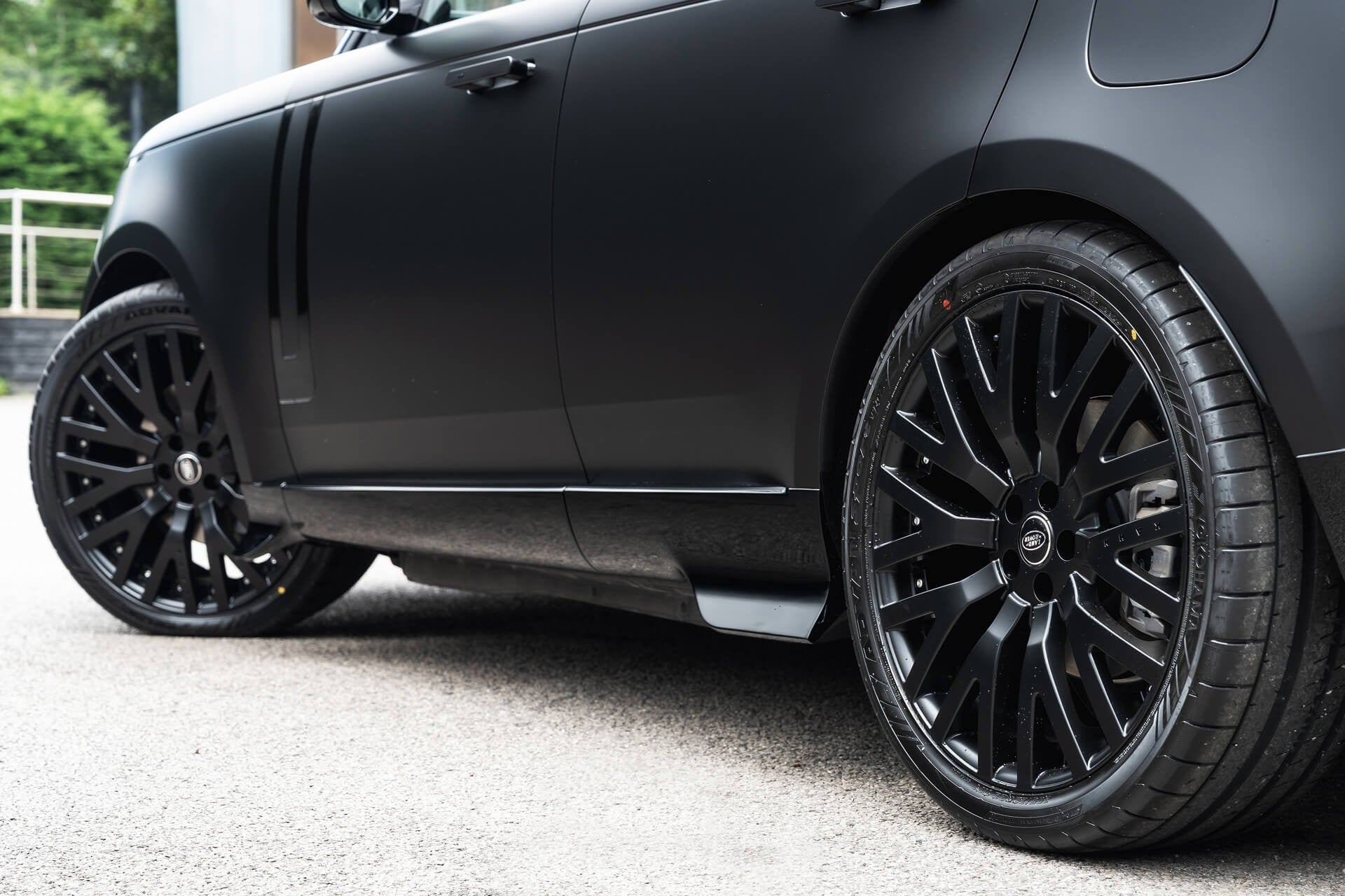 Range Rover P530 Autobiography Fintail by Racing Green Automotive