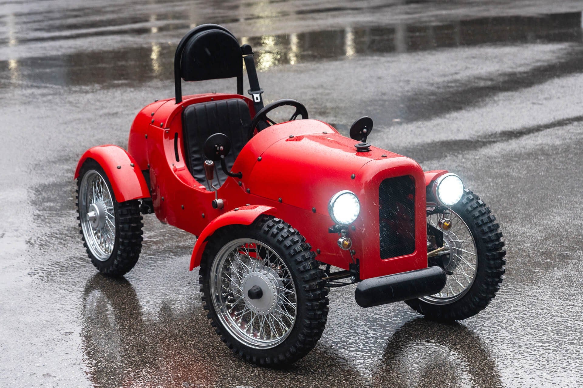 Chelsea Rivet Gallery Image