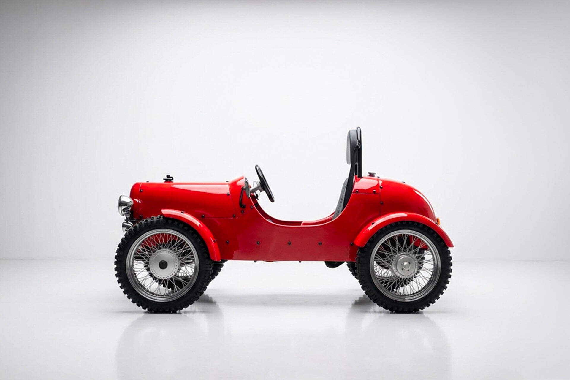 Chelsea Rivet Gallery Image