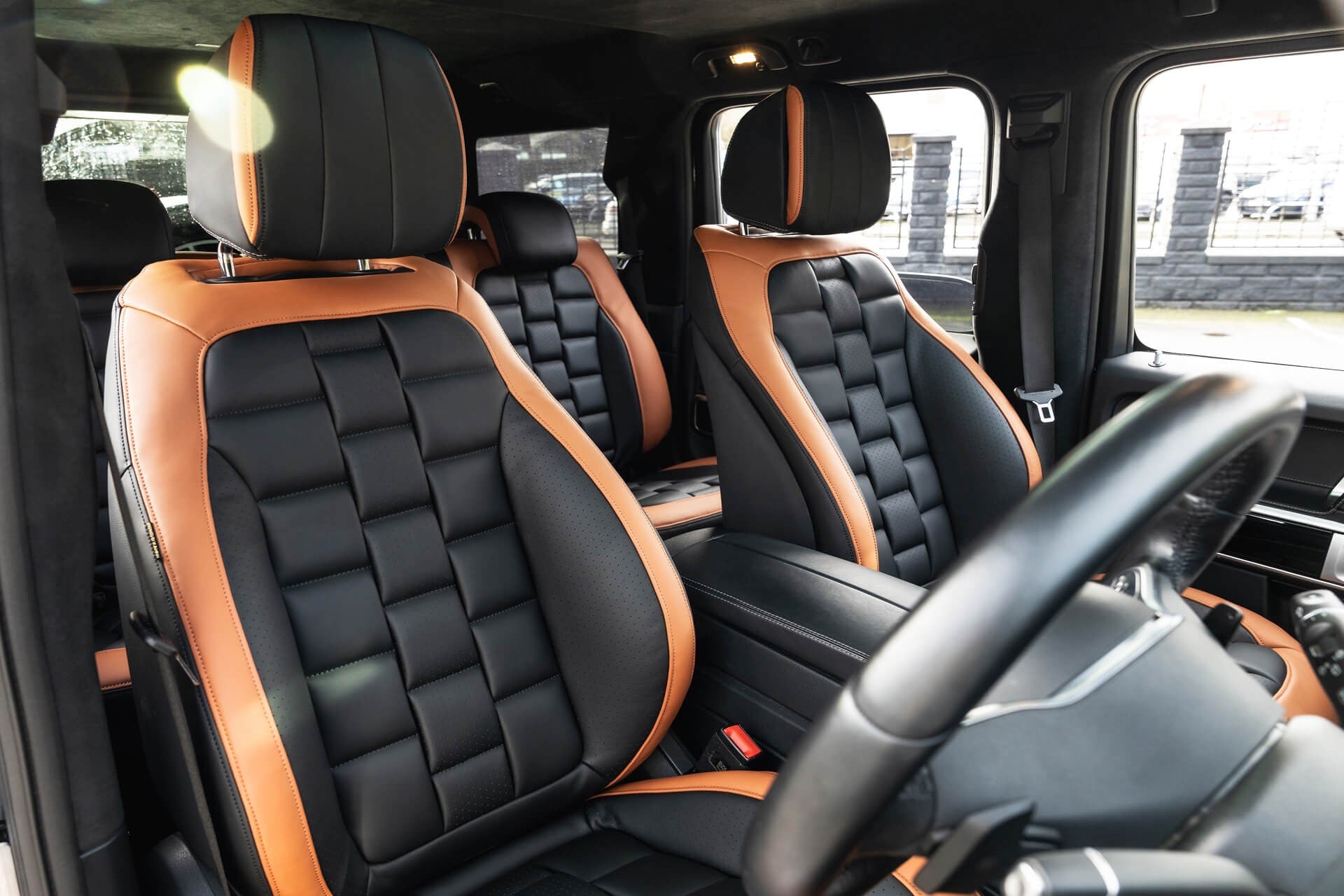 Mercedes-Benz G400d AMG Line (Premium Plus) Gallery Image