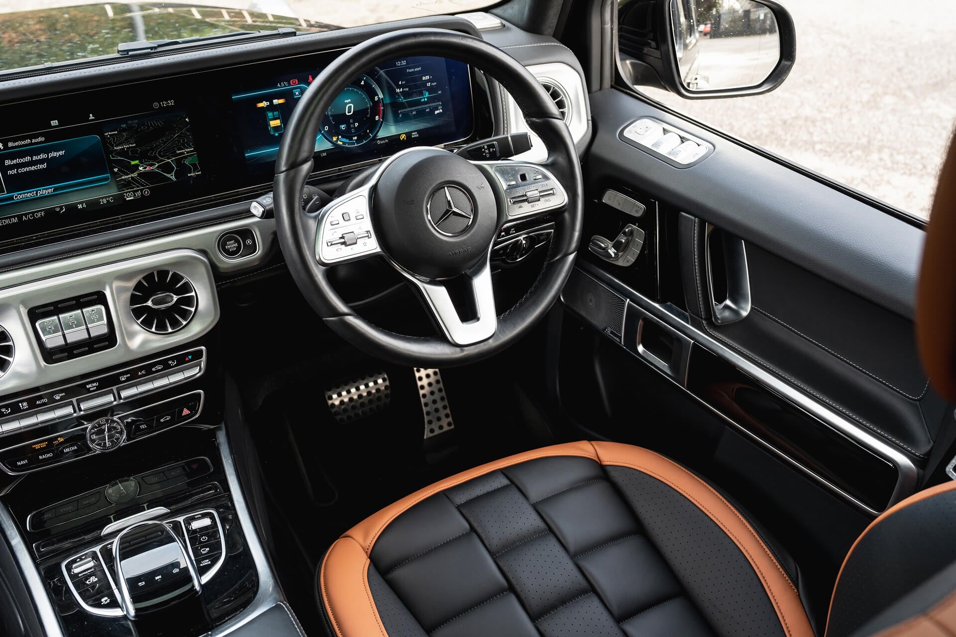 Mercedes-Benz G400d AMG Line (Premium Plus) Gallery Image