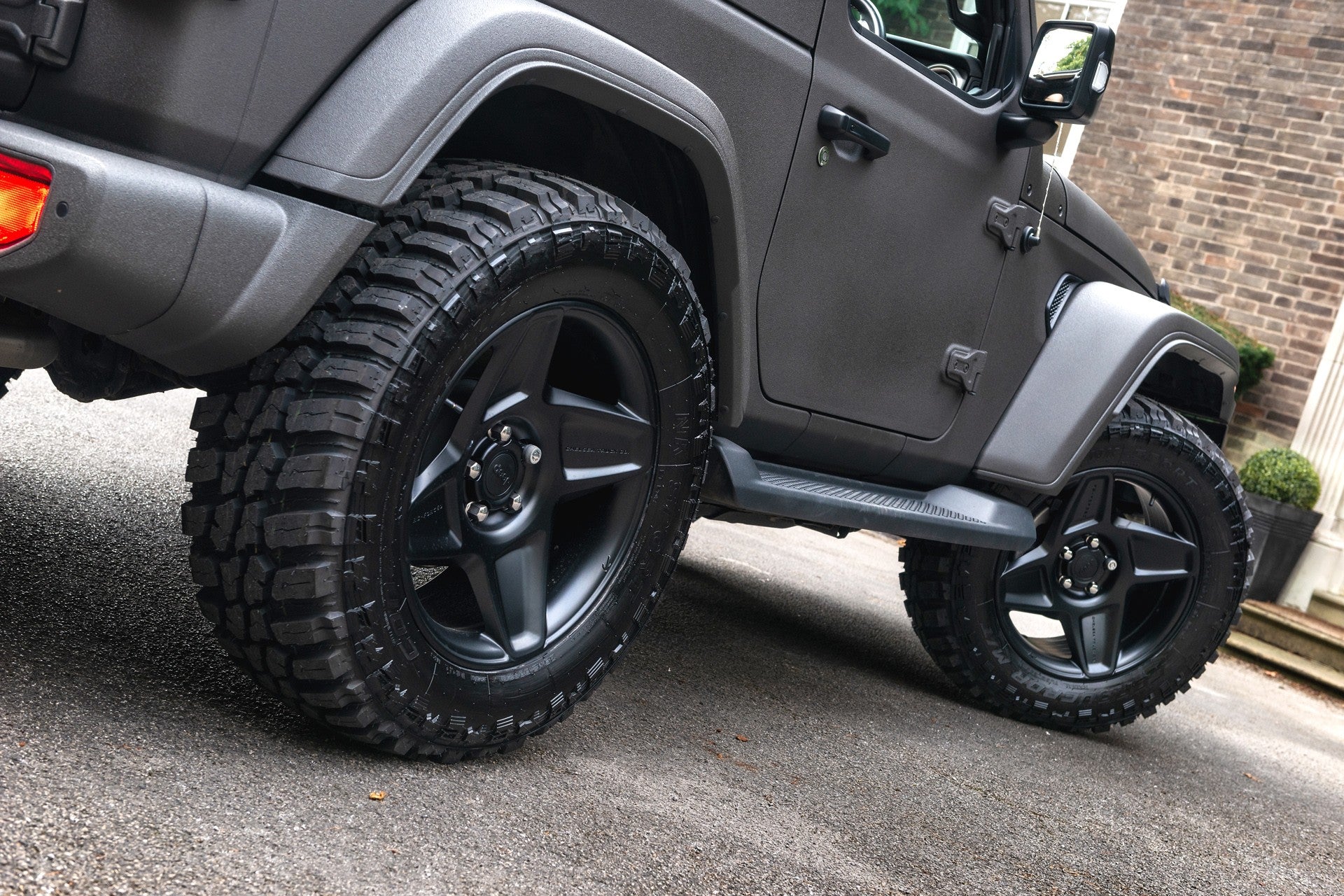 Jeep Wrangler Sahara - CJ400