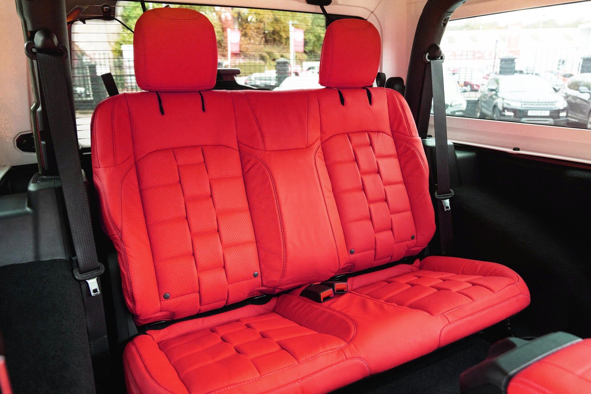 Jeep Wrangler Sahara - CJ400
