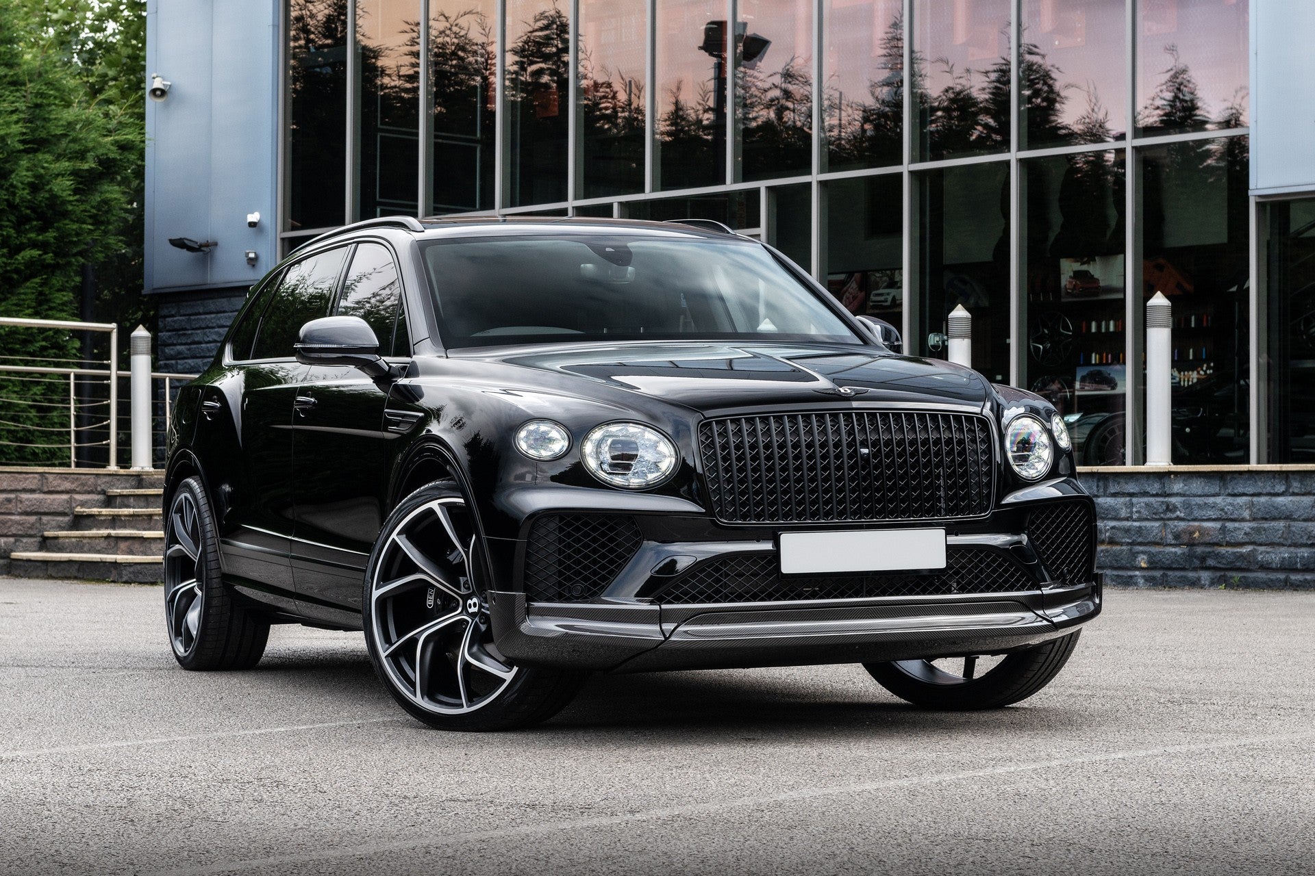 Bentley Bentayga V8