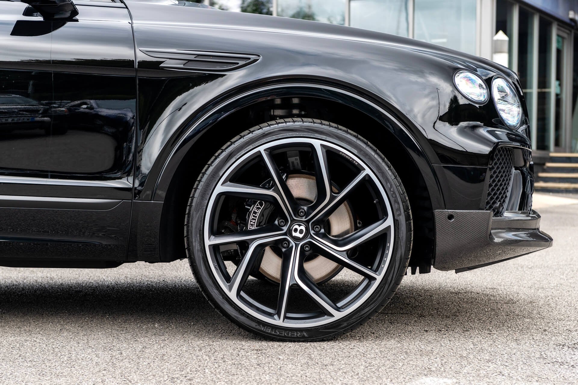 Bentley Bentayga V8