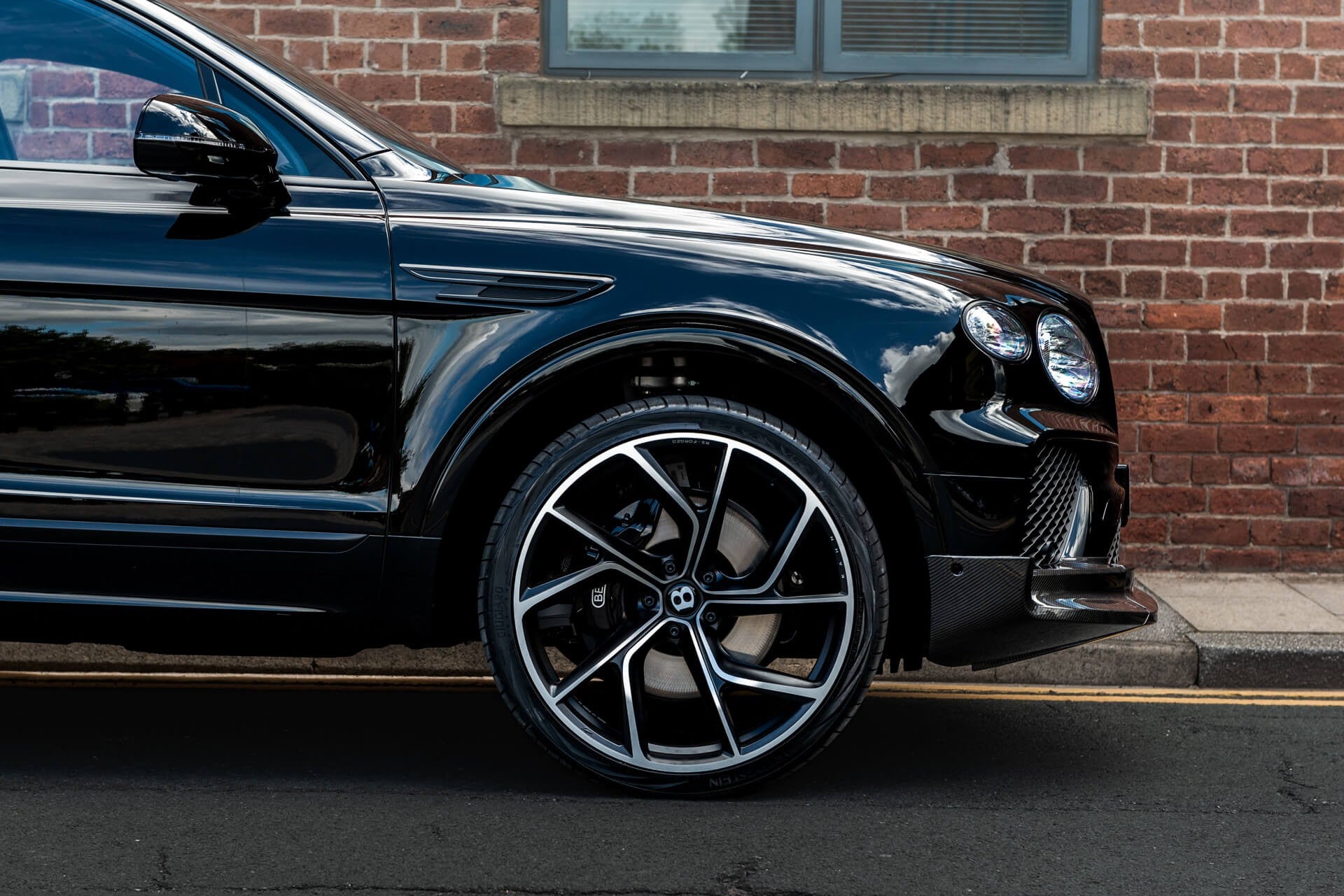 Bentley Bentayga V8