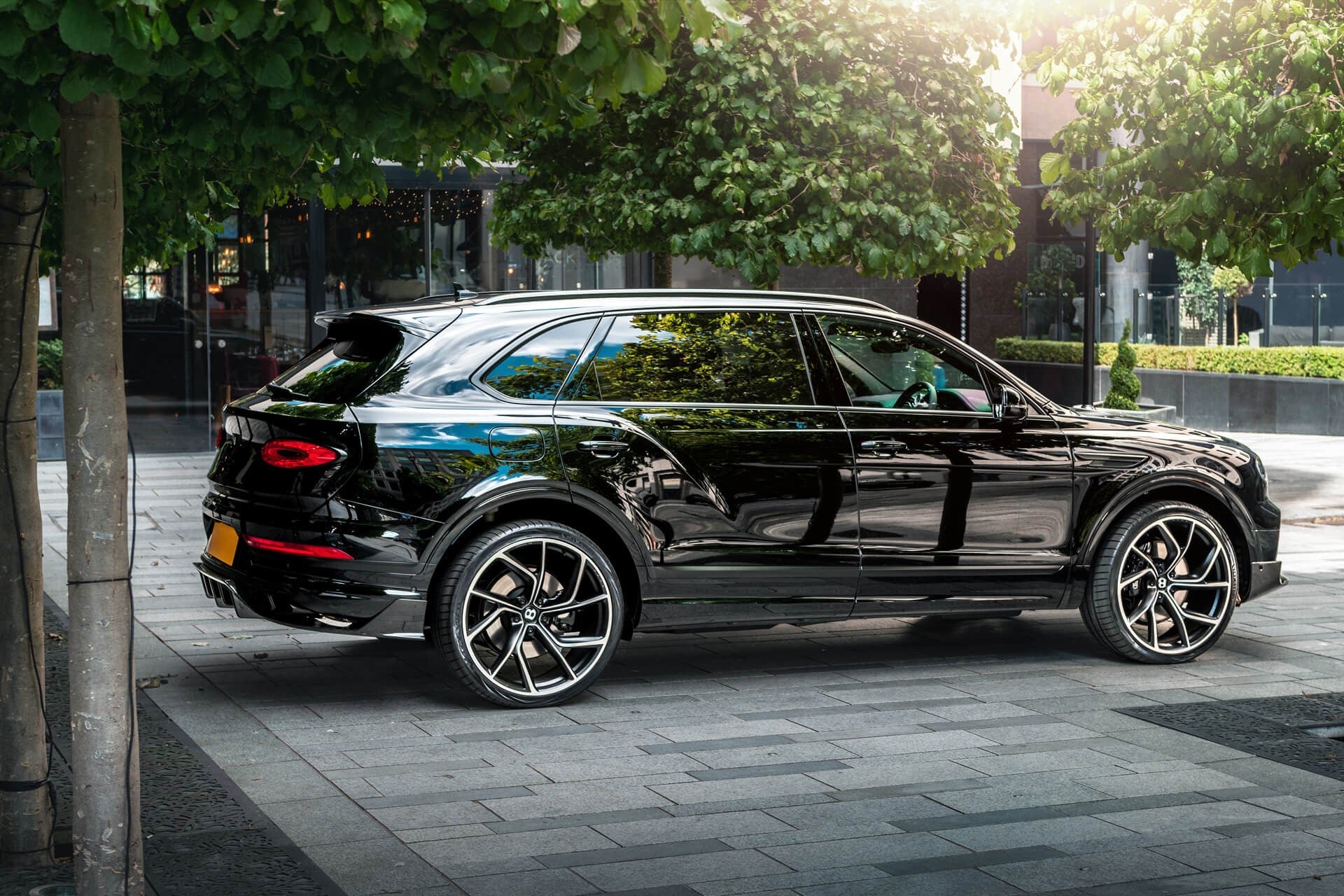 Bentley Bentayga V8