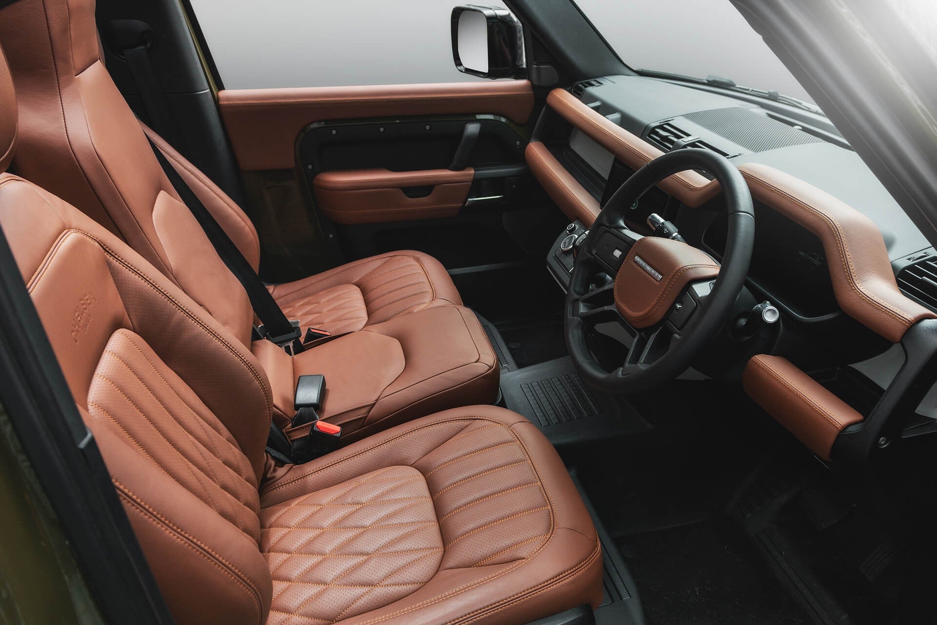 Land Rover Defender 90 P300