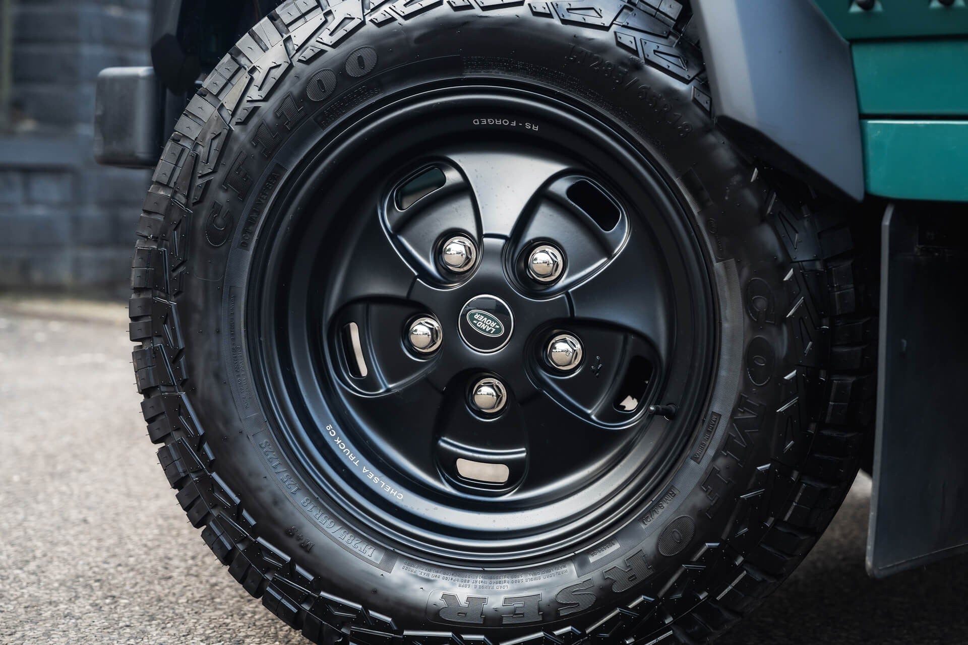 Homage II Longnose Station Wagon Gallery Image