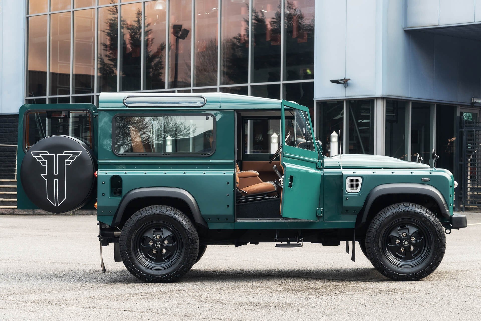 Homage II Longnose Station Wagon Gallery Image