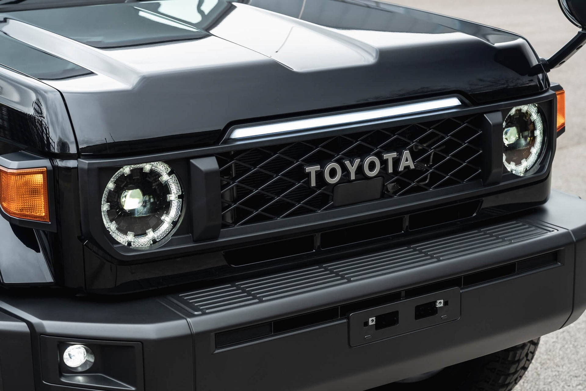 Toyota Land Cruiser 70 Series