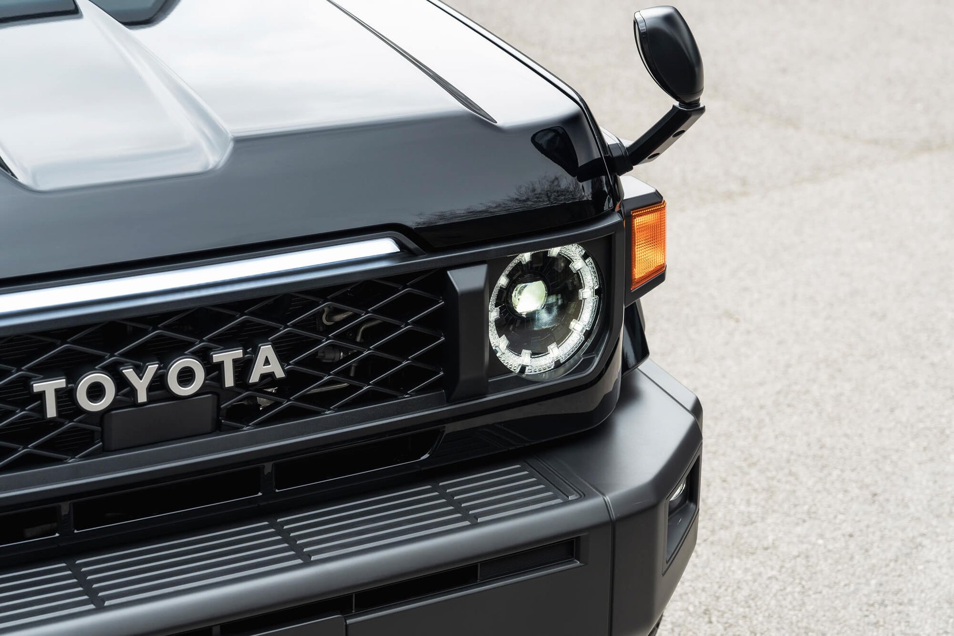 Toyota Land Cruiser 70 Series