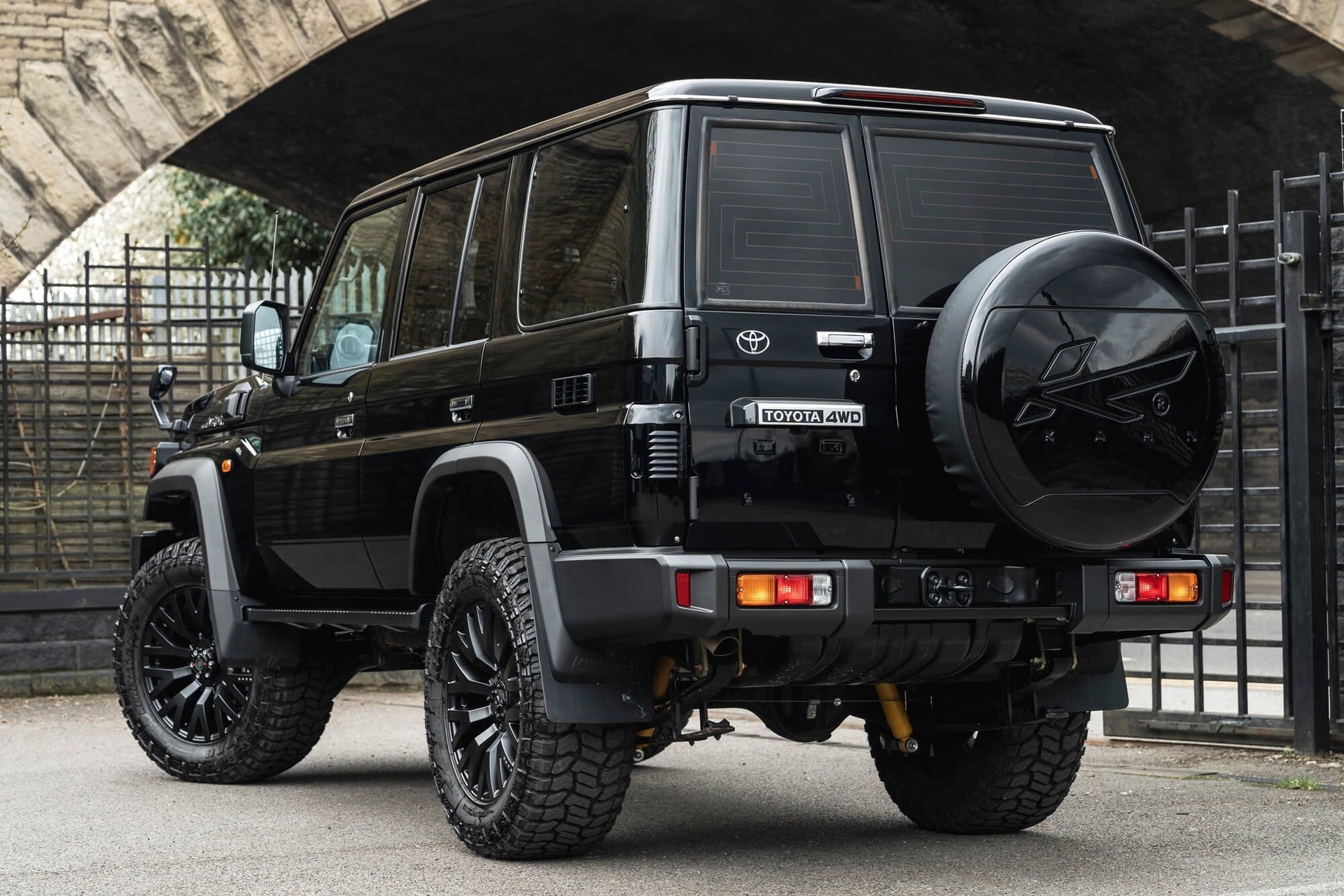 Toyota Land Cruiser 70 Series