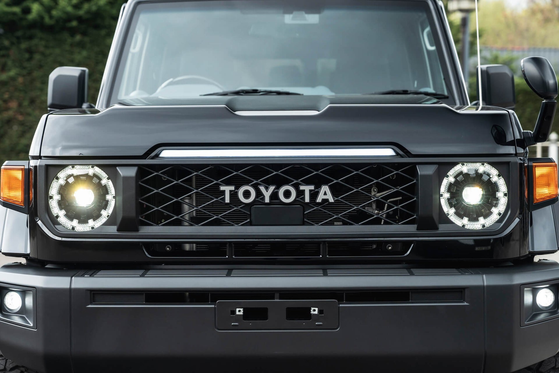 Toyota Land Cruiser 70 Series