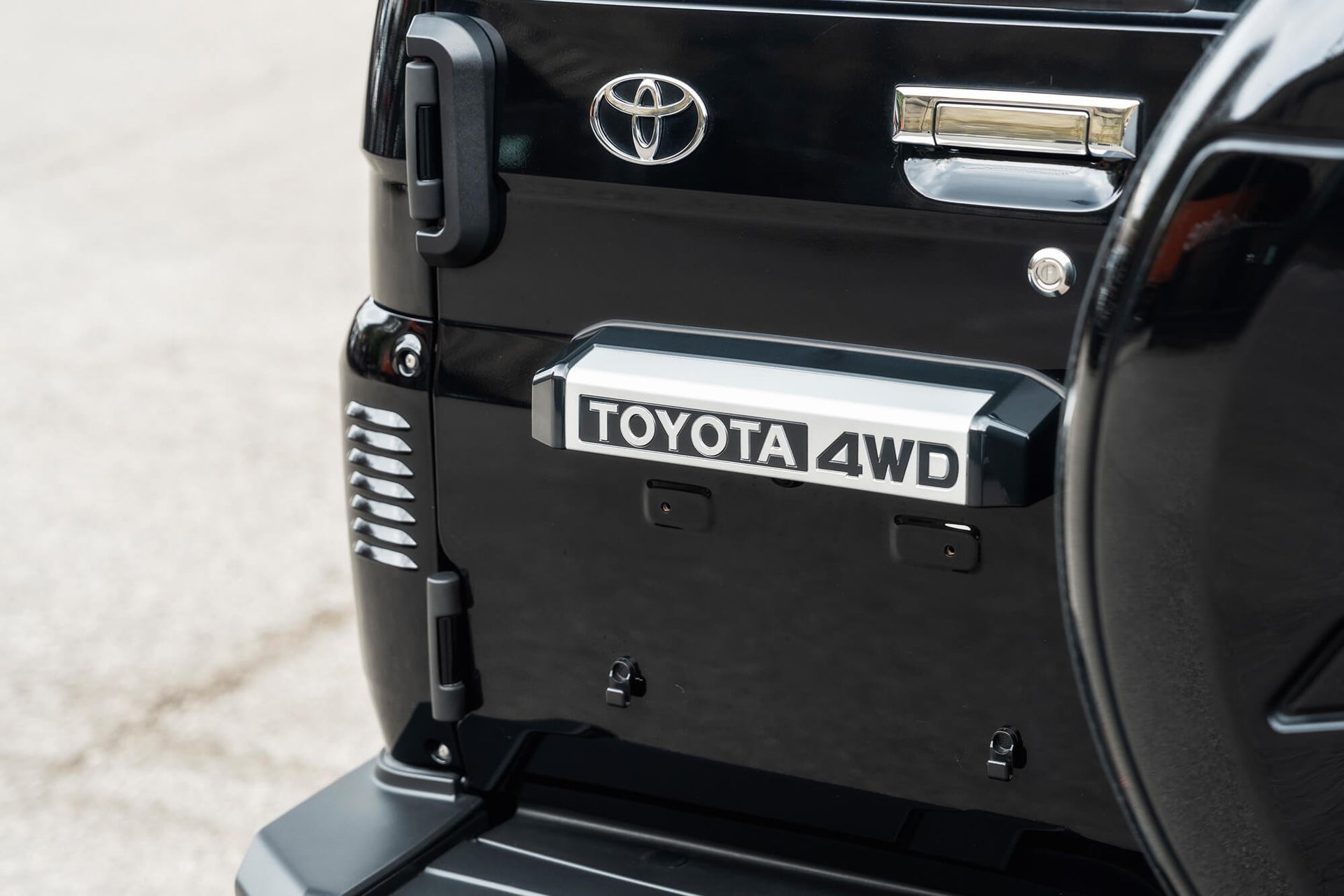 Toyota Land Cruiser 70 Series