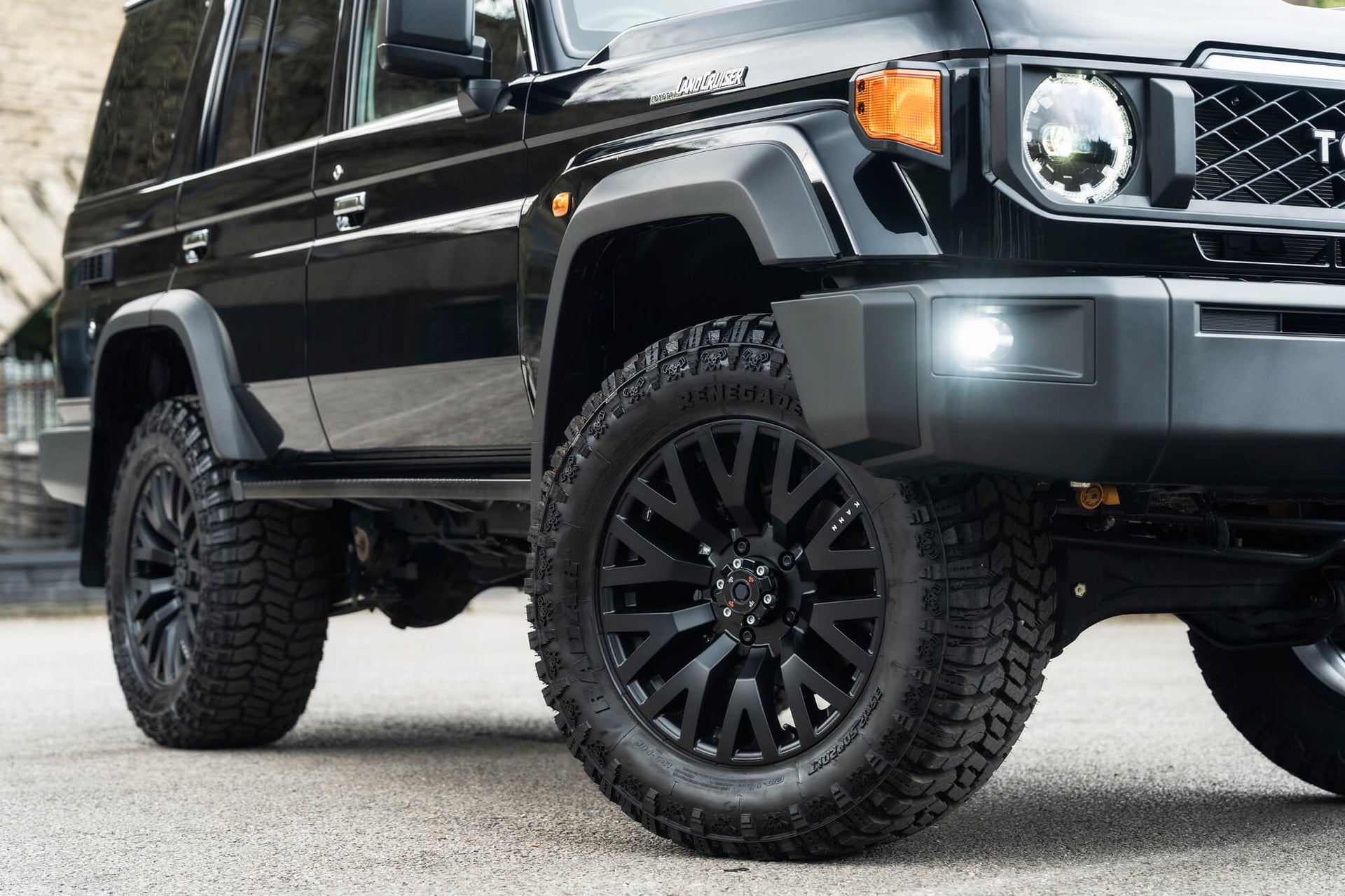 Toyota Land Cruiser 70 Series