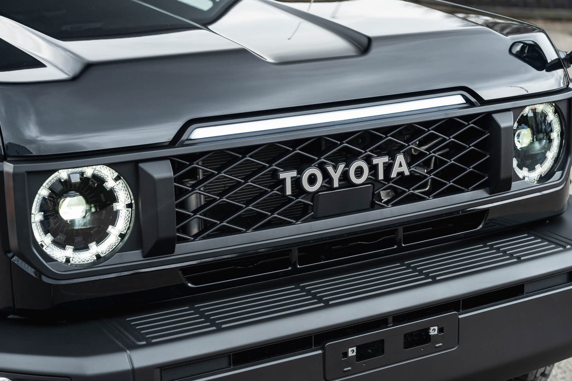 Toyota Land Cruiser 70 Series